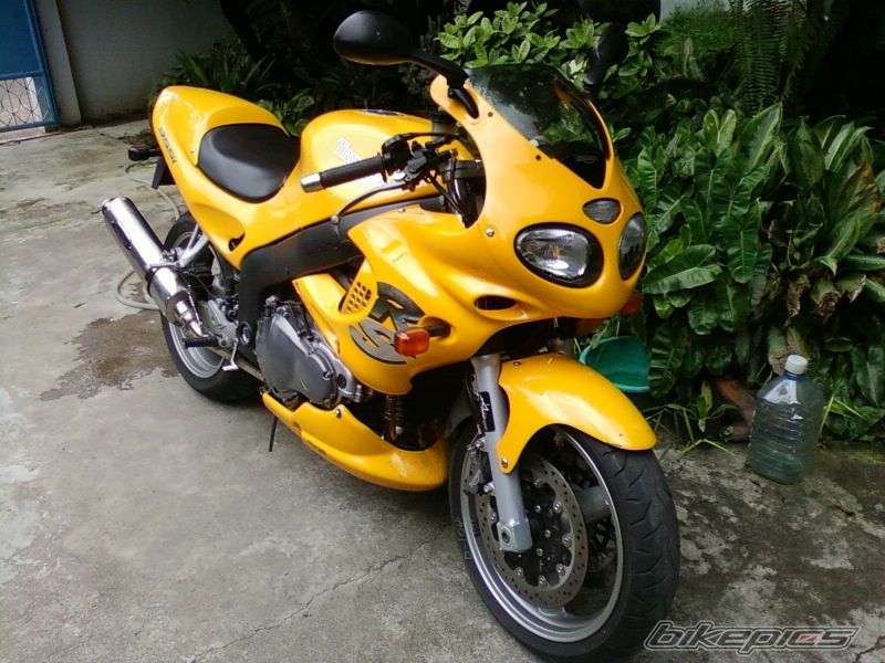 2001 TRIUMPH SPRINT RS | Picture 2080762 motorcycle photo