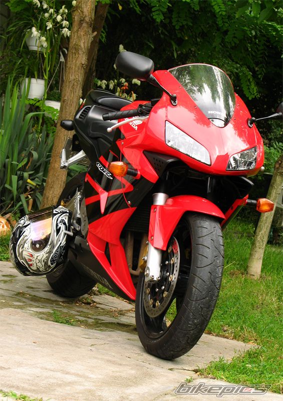 2004 HONDA CBR 600 RR | Picture 2082166 motorcycle photo