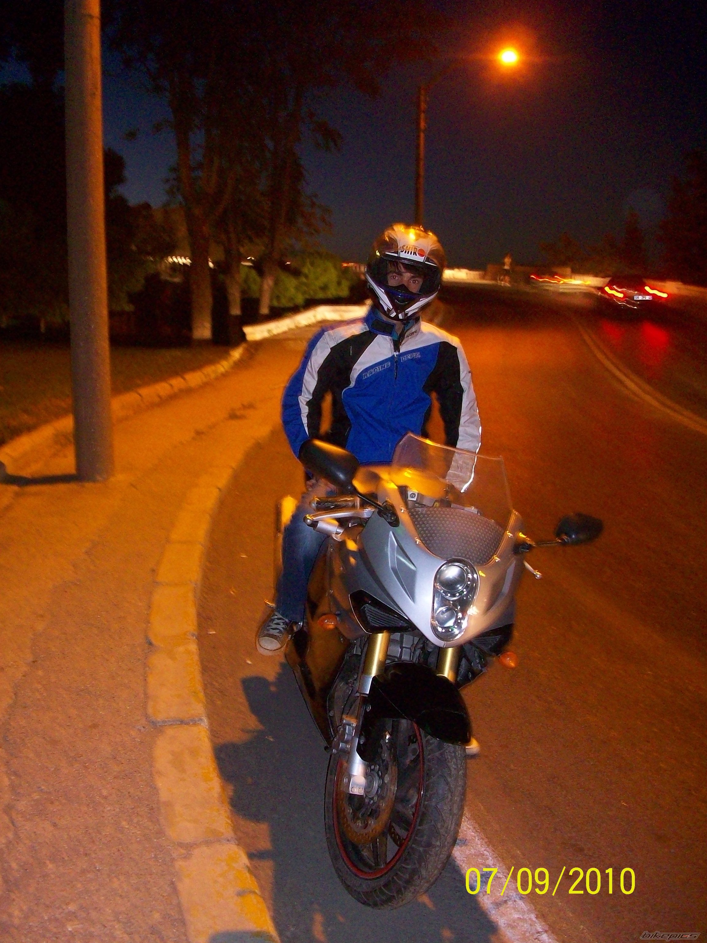 2006 HYOSUNG GT 250 R COMET | Picture 2082782 motorcycle photo