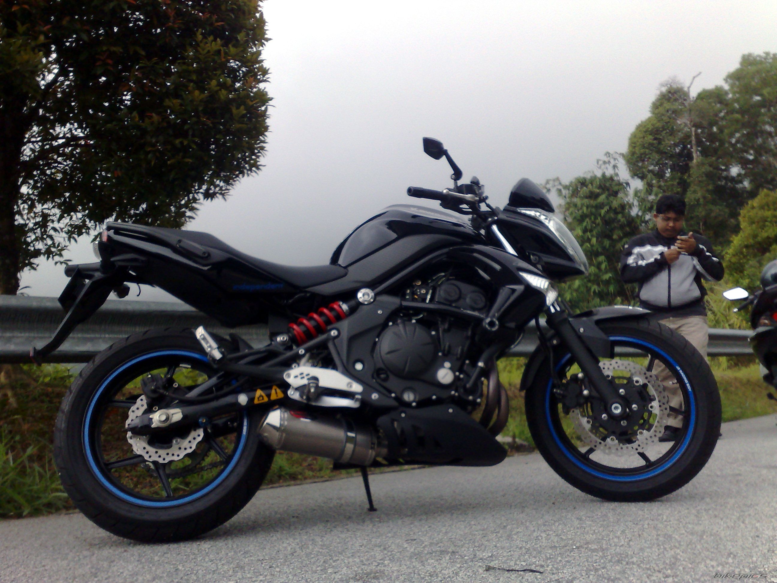 2010 KAWASAKI ER 6N | Picture 2083543 motorcycle photo