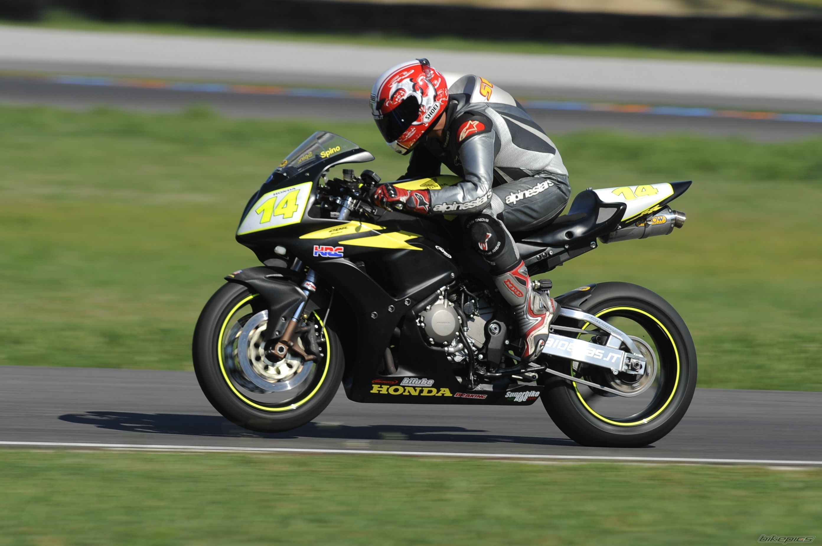 2005 HONDA CBR 1000  RR | Picture 2083549 motorcycle photo