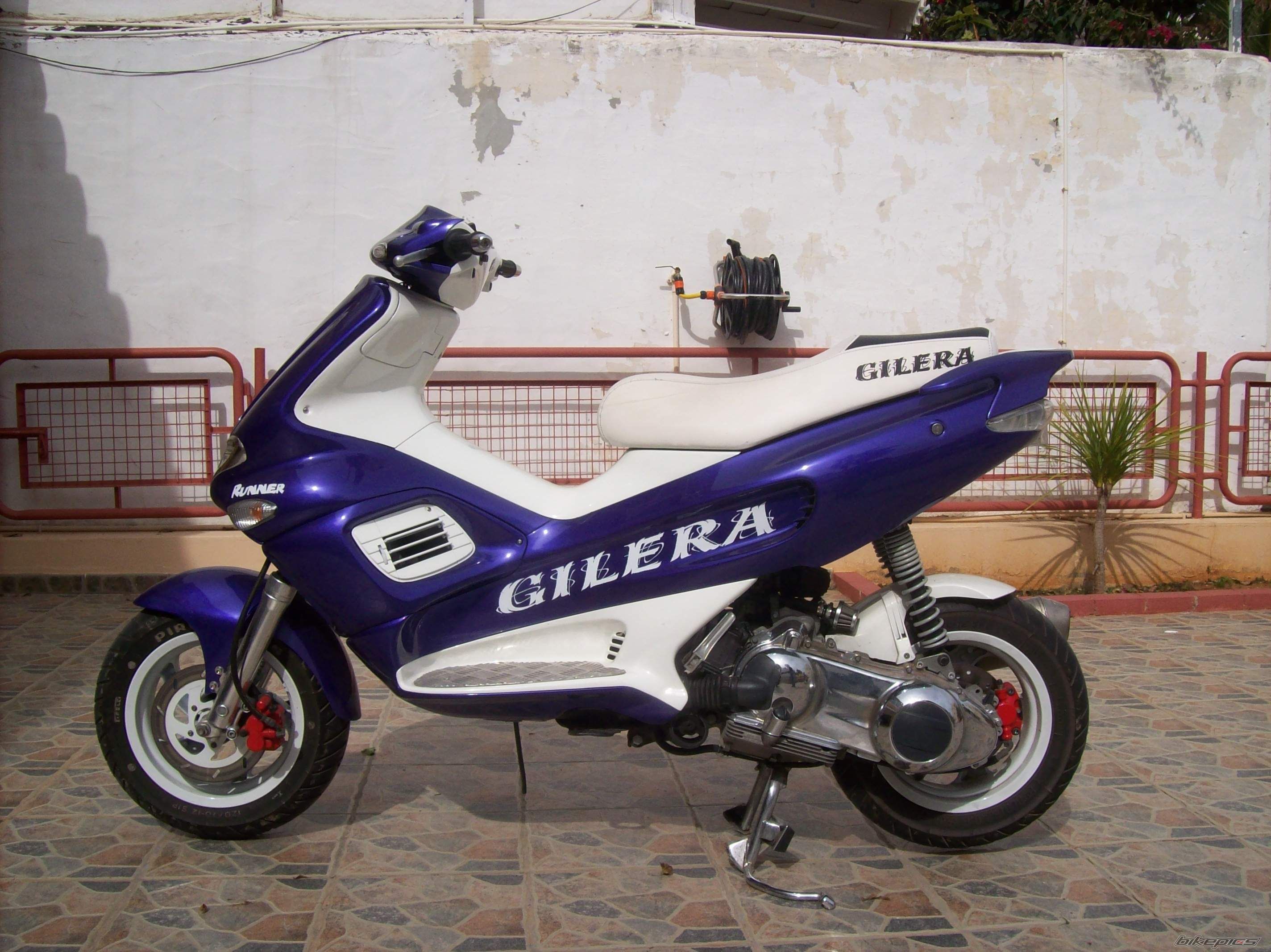 2005 GILERA RUNNER 200 VXR | Picture 2083678 motorcycle photo