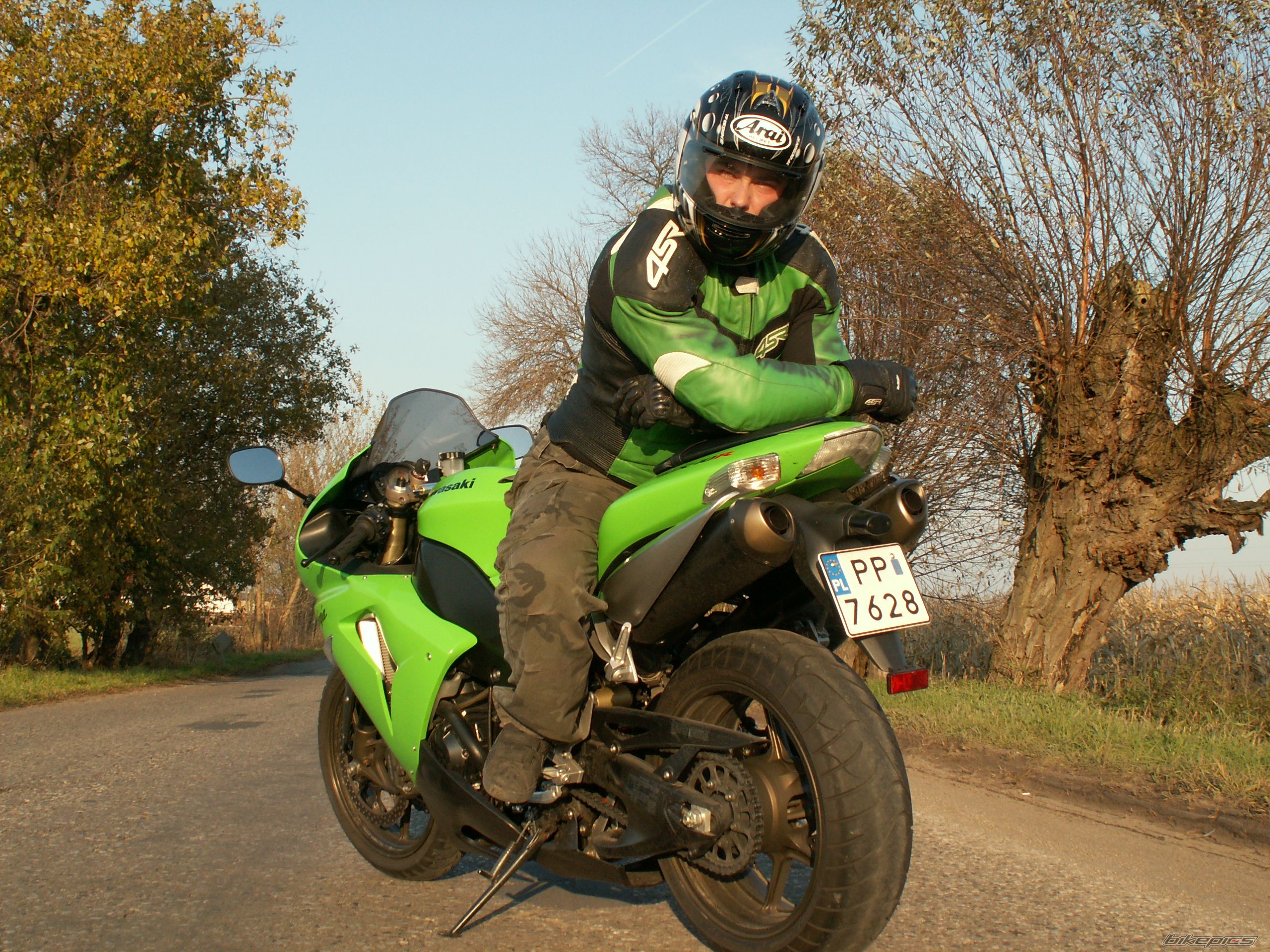 2006 KAWASAKI ZX 10R | Picture 2084829 motorcycle photo