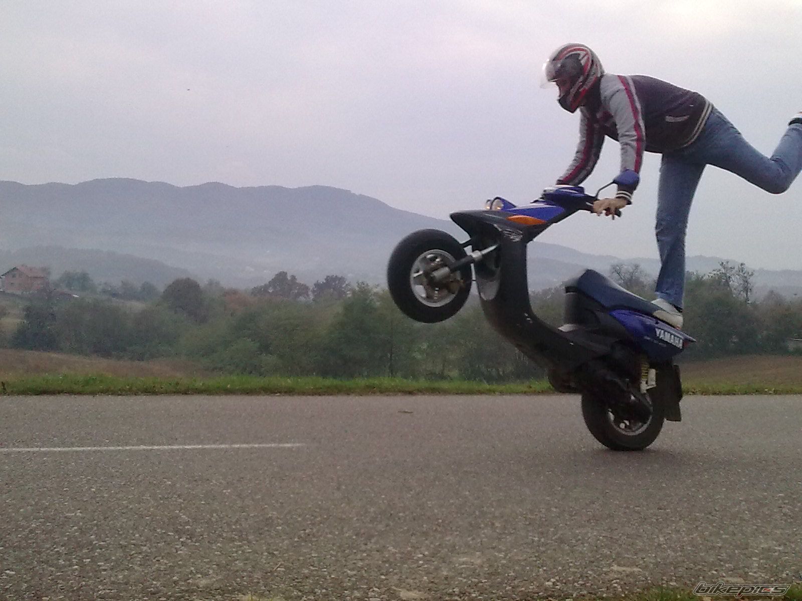 2009 YAMAHA BWS 50 | Picture 2085378 motorcycle photo