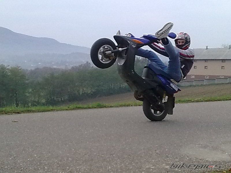 2009 YAMAHA BWS 50 | Picture 2085387 motorcycle photo