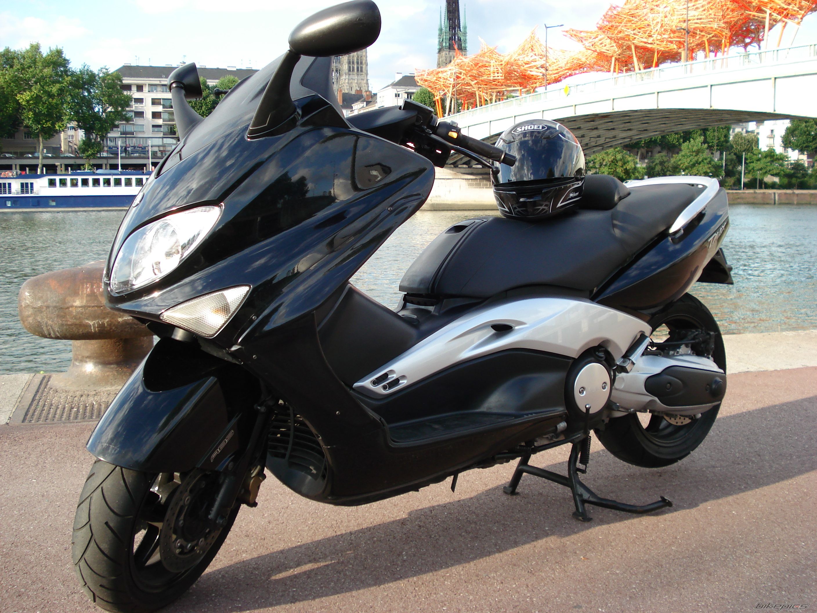 2005 YAMAHA TMAX 500 | Picture 2085520 motorcycle photo