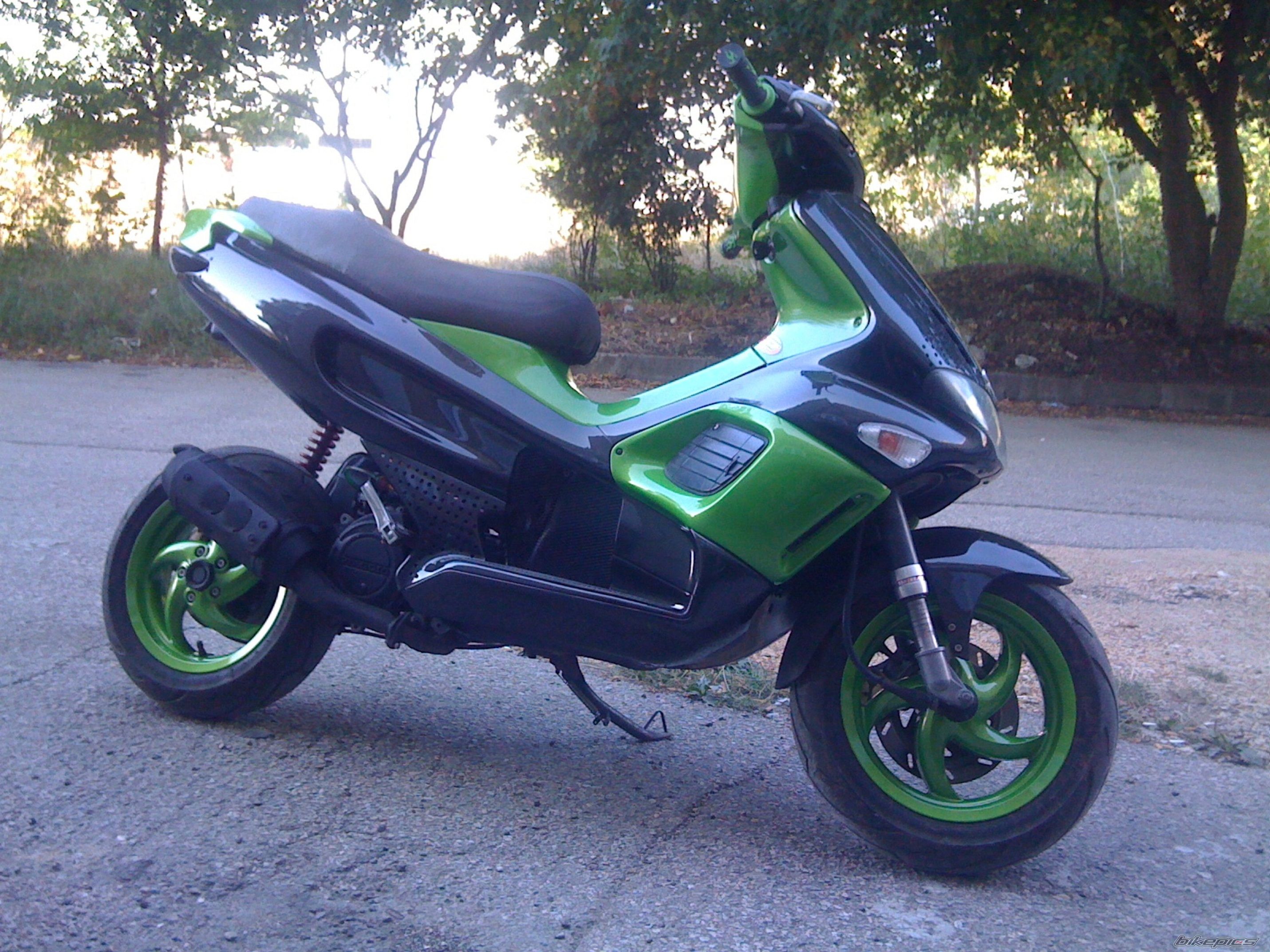 2003 GILERA RUNNER 50 | Picture 2085667 motorcycle photo