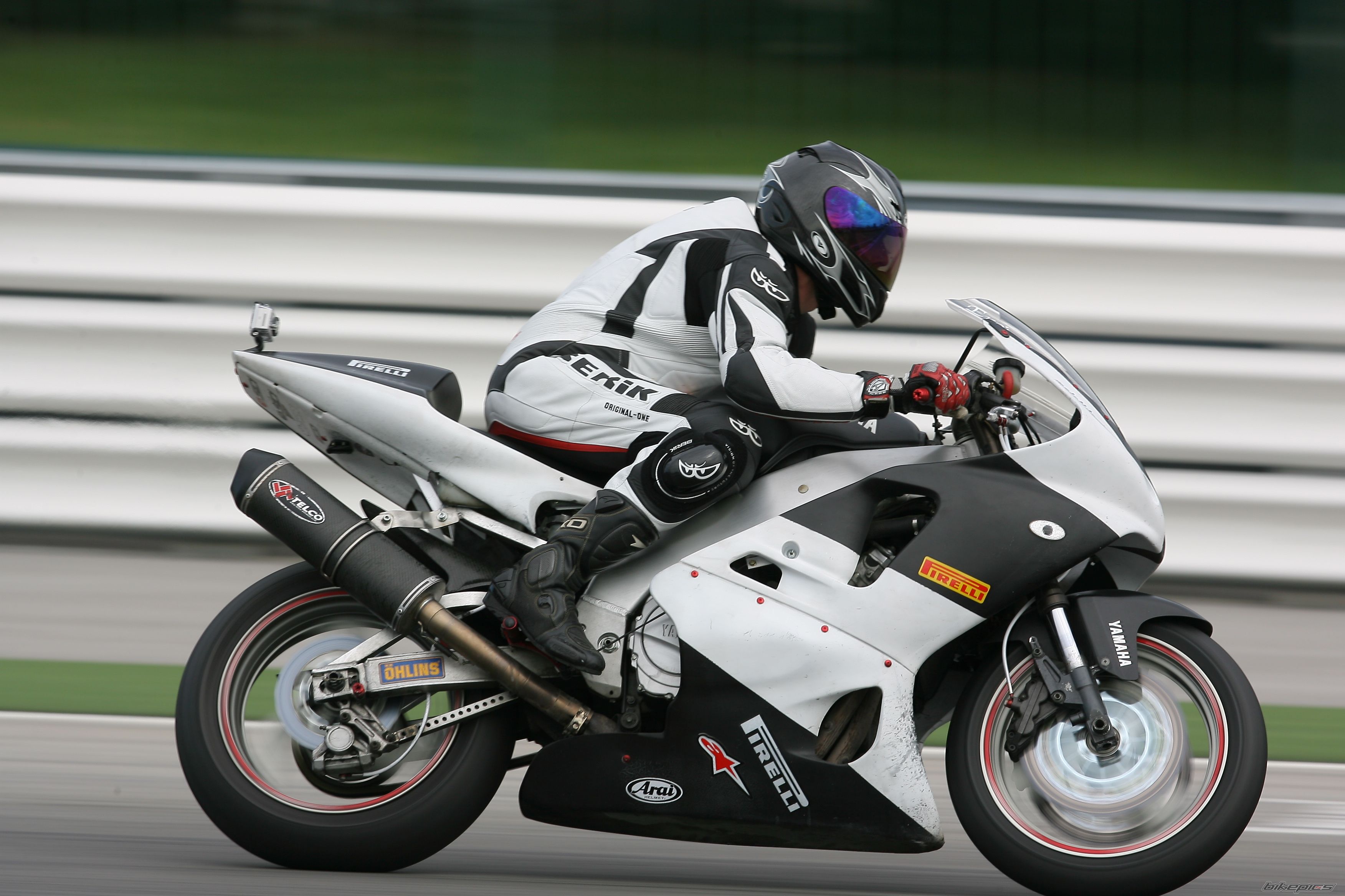 1993 YAMAHA YZF 750 | Picture 2085946 motorcycle photo