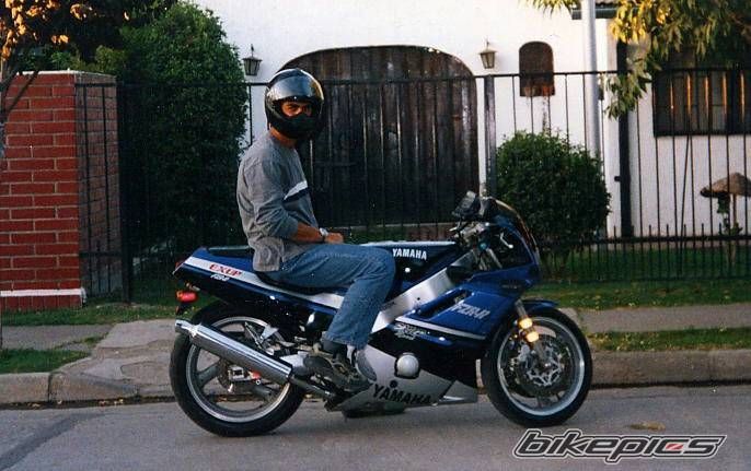 1991 YAMAHA FZR 400 EXUP | Picture 2087477 motorcycle photo