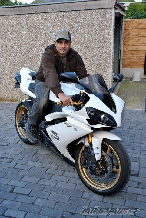 2008 YAMAHA YZF R1 | Picture 2088363 motorcycle photo