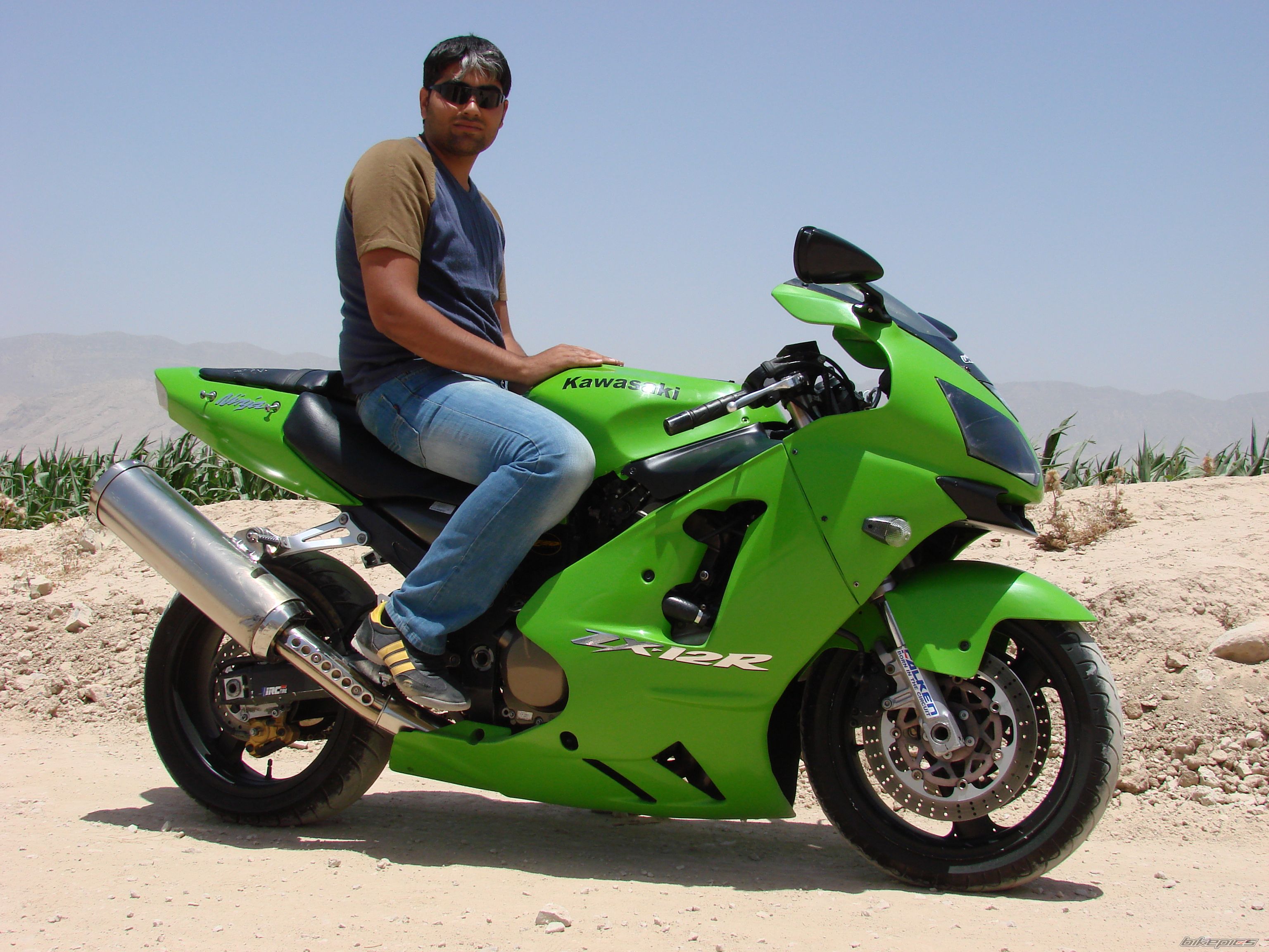 2010 KAWASAKI ZX 12R | Picture 2088502 motorcycle photo