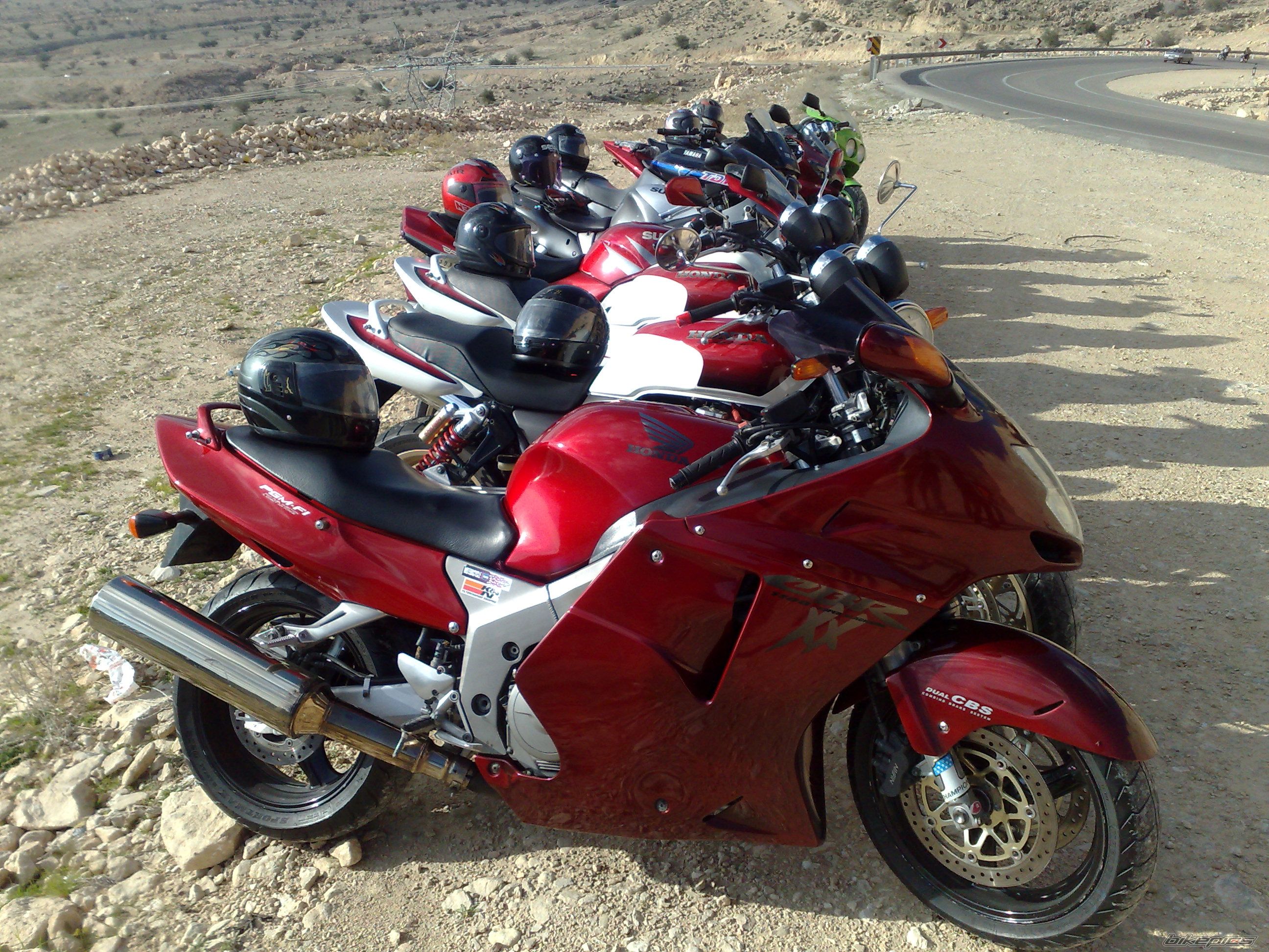 2010 HONDA CBR 1100 BLACKBIRD | Picture 2088517 motorcycle photo