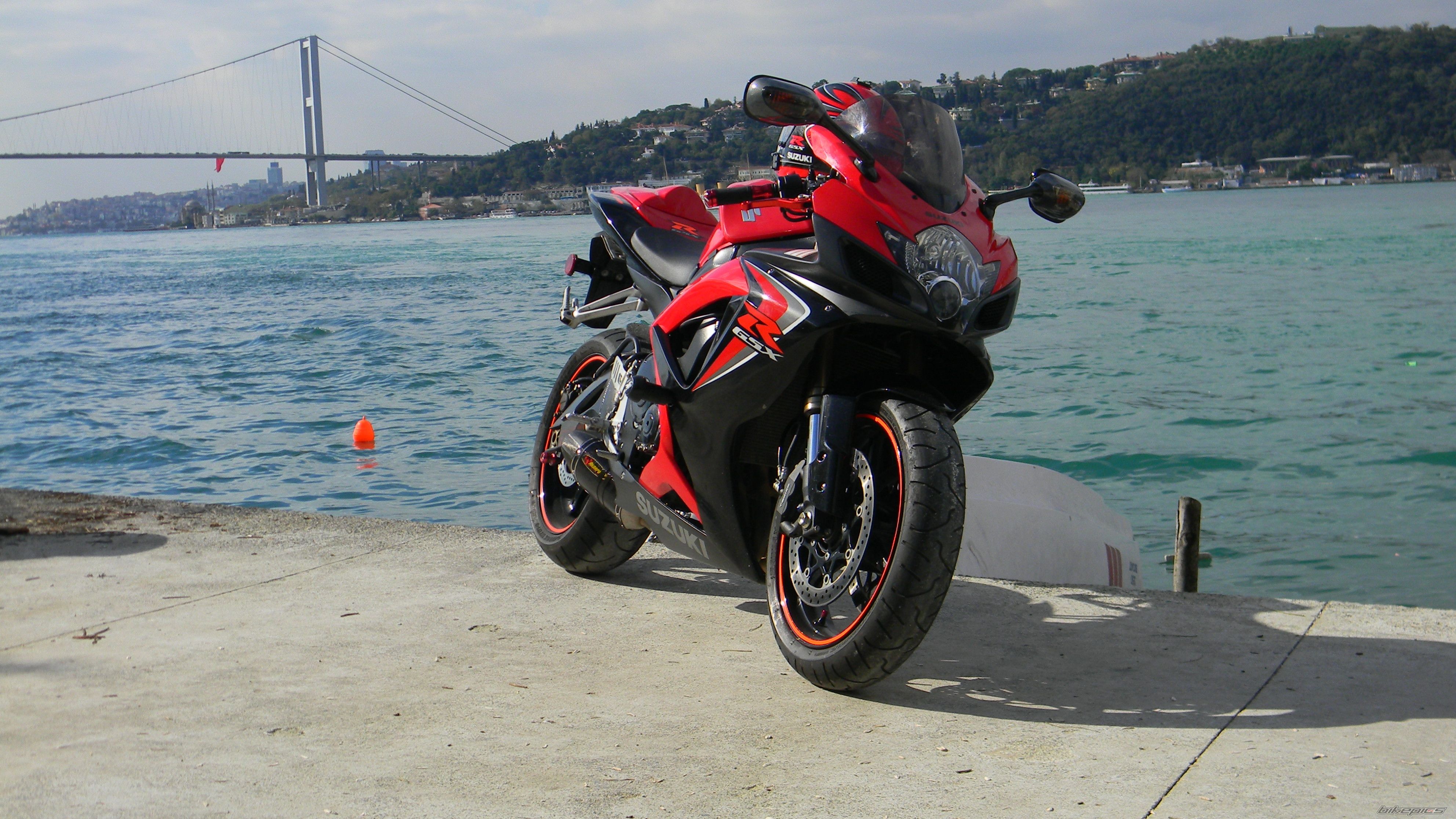 2006 SUZUKI GSX R 600 | Picture 2089300 motorcycle photo
