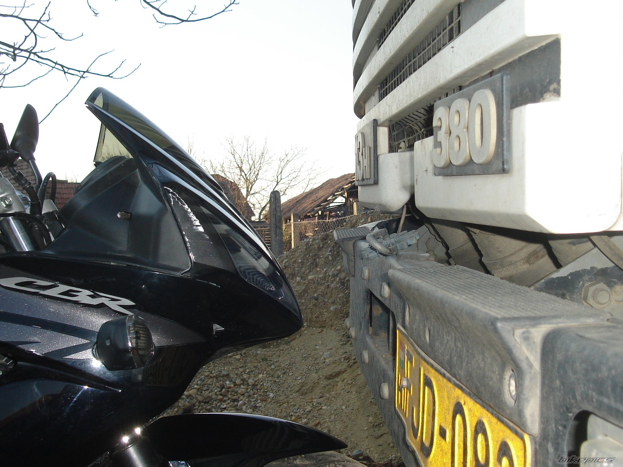 2009 HONDA CBR 125 | Picture 2089591 motorcycle photo