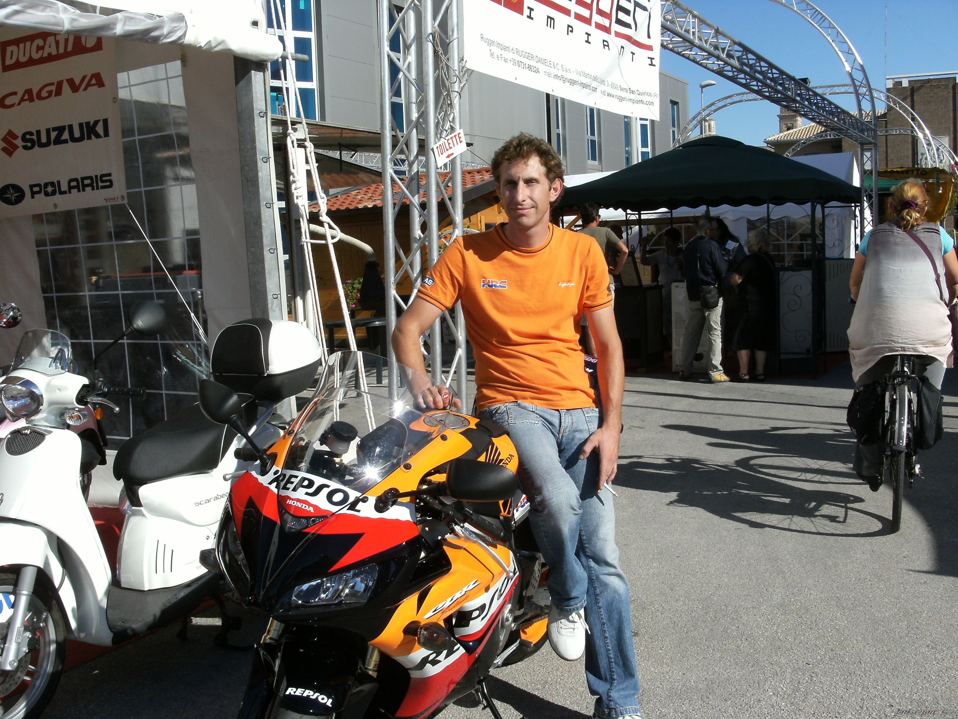 2007 HONDA CBR 1000  RR | Picture 2089611 motorcycle photo