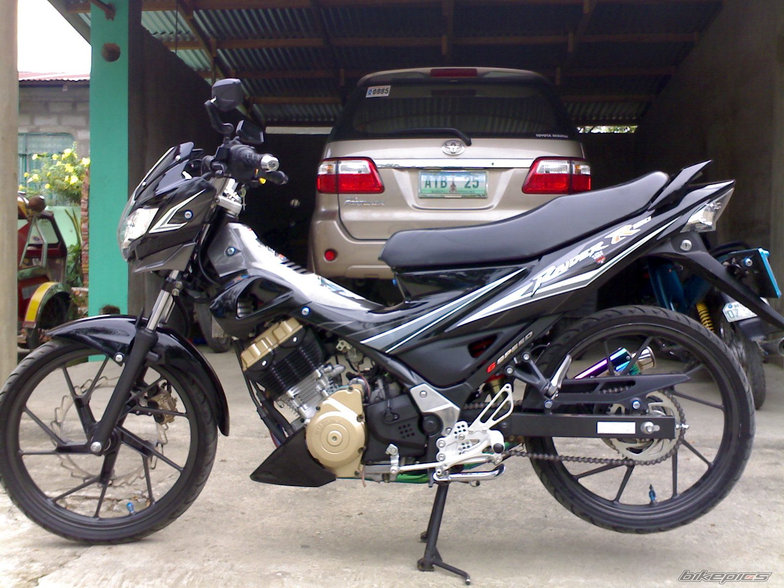 2012 SUZUKI RAIDER 150 | Picture 2090995 motorcycle photo