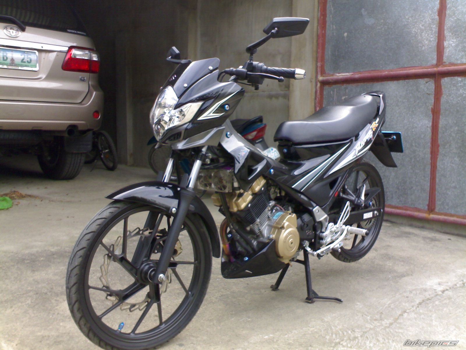 2012 SUZUKI RAIDER 150 | Picture 2091005 motorcycle photo