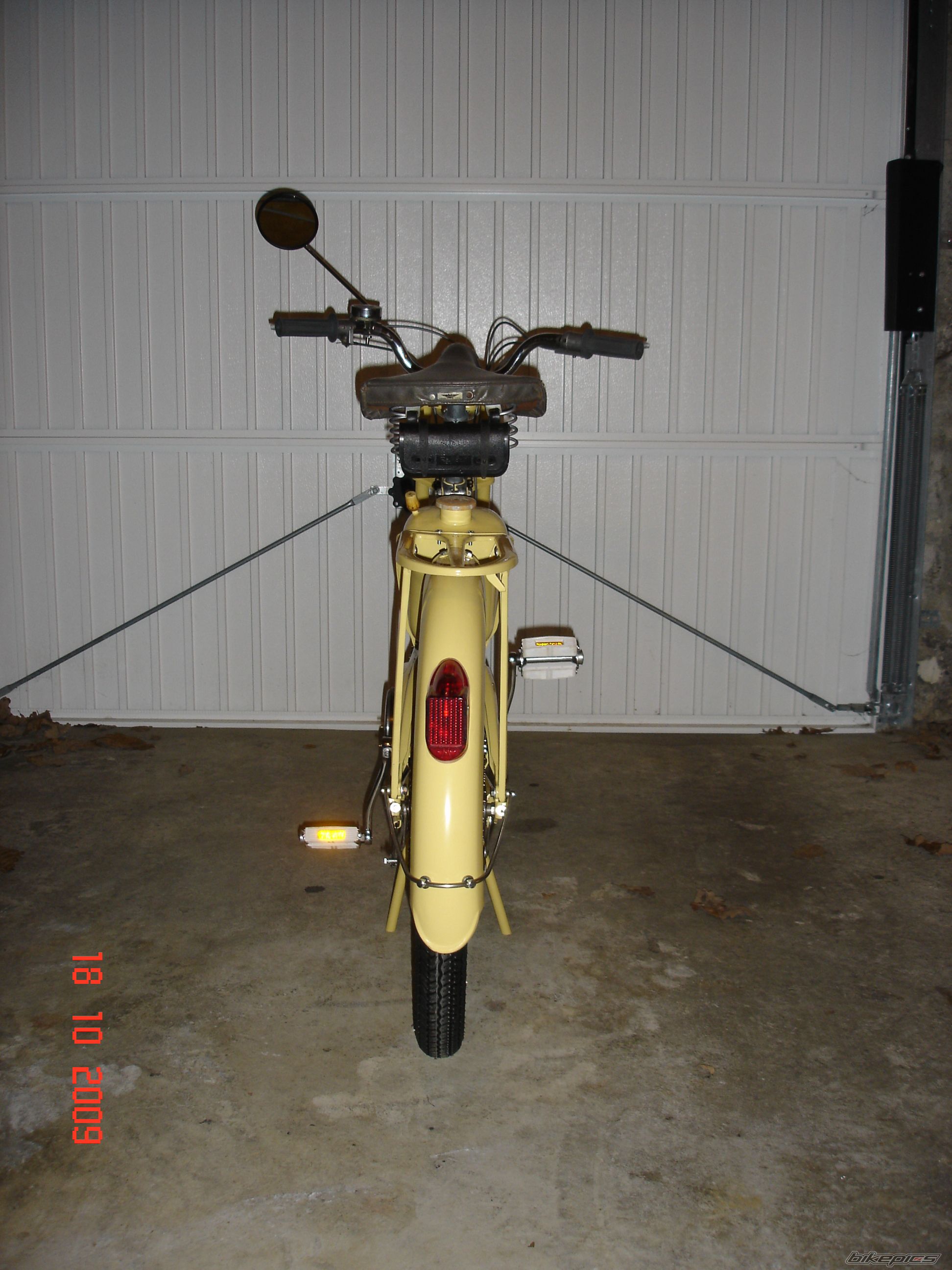 1962 MOTOBECANE MOBYLETTE | Picture 2091413 motorcycle photo