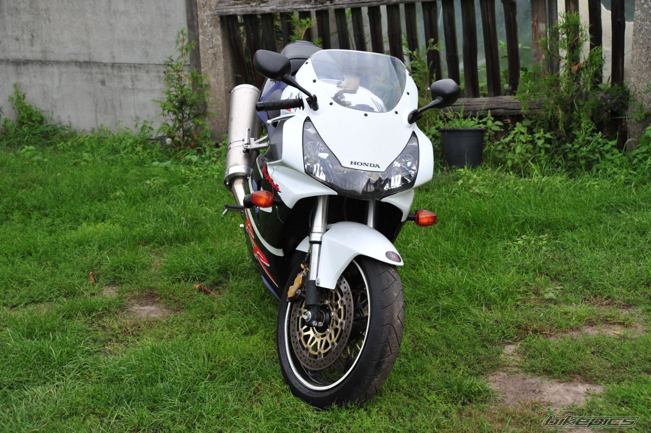 2002 HONDA CBR 900 | Picture 2092255 motorcycle photo
