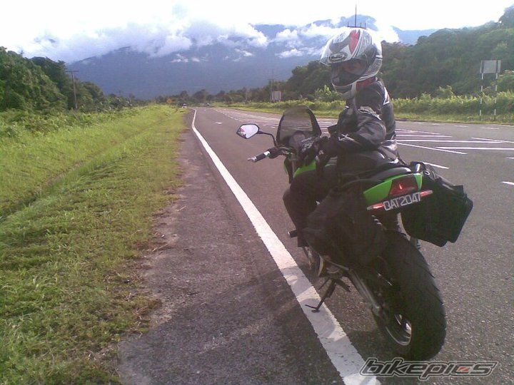 2010 KAWASAKI ER 6N | Picture 2092695 motorcycle photo
