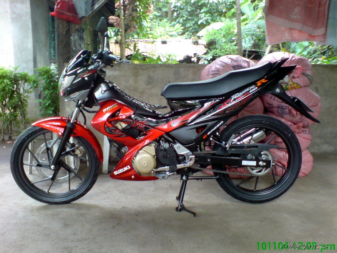 2010 SUZUKI RAIDER 150 | Picture 2093120 motorcycle photo