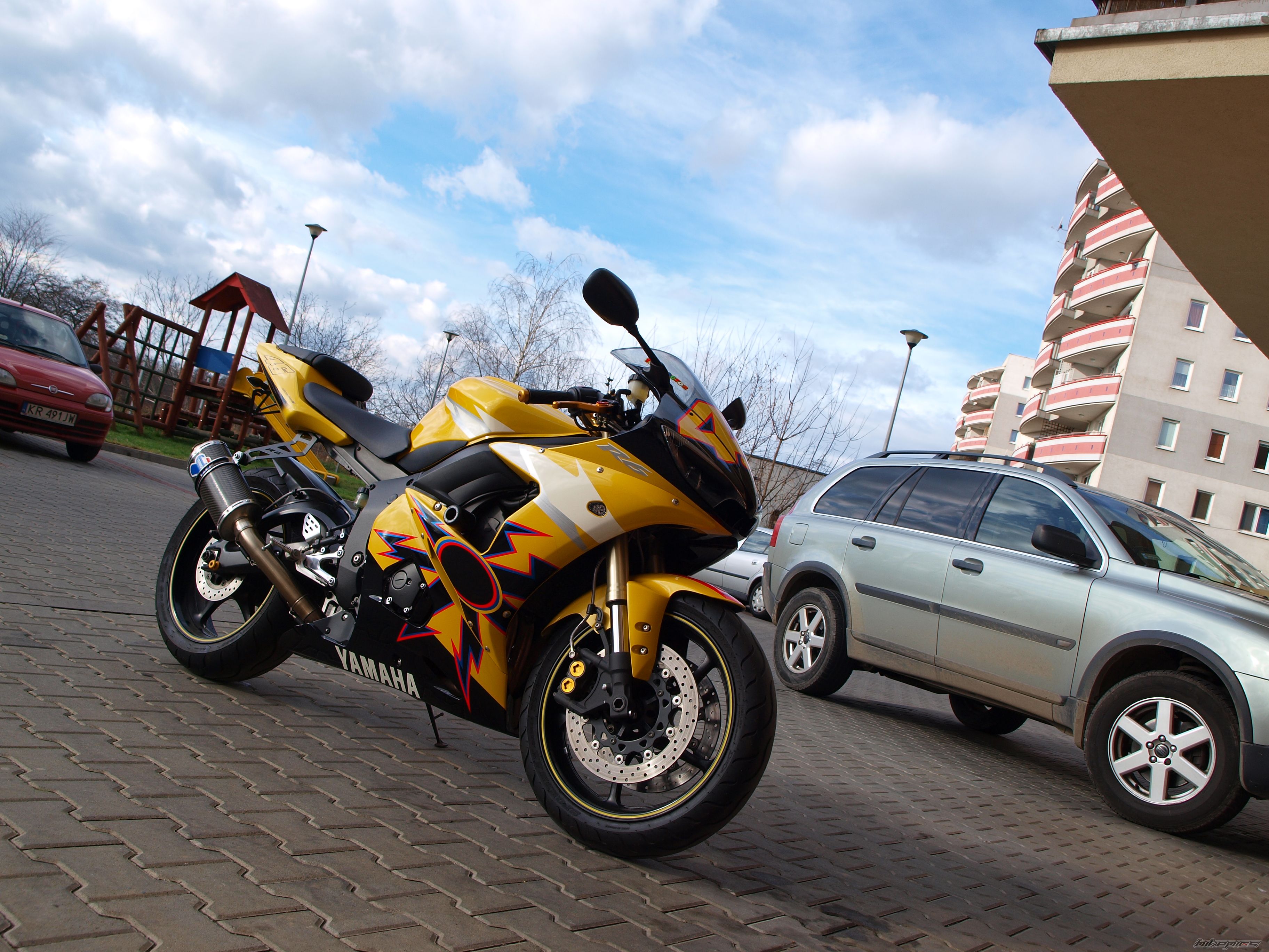 2005 YAMAHA YZF R6 | Picture 2093667 motorcycle photo