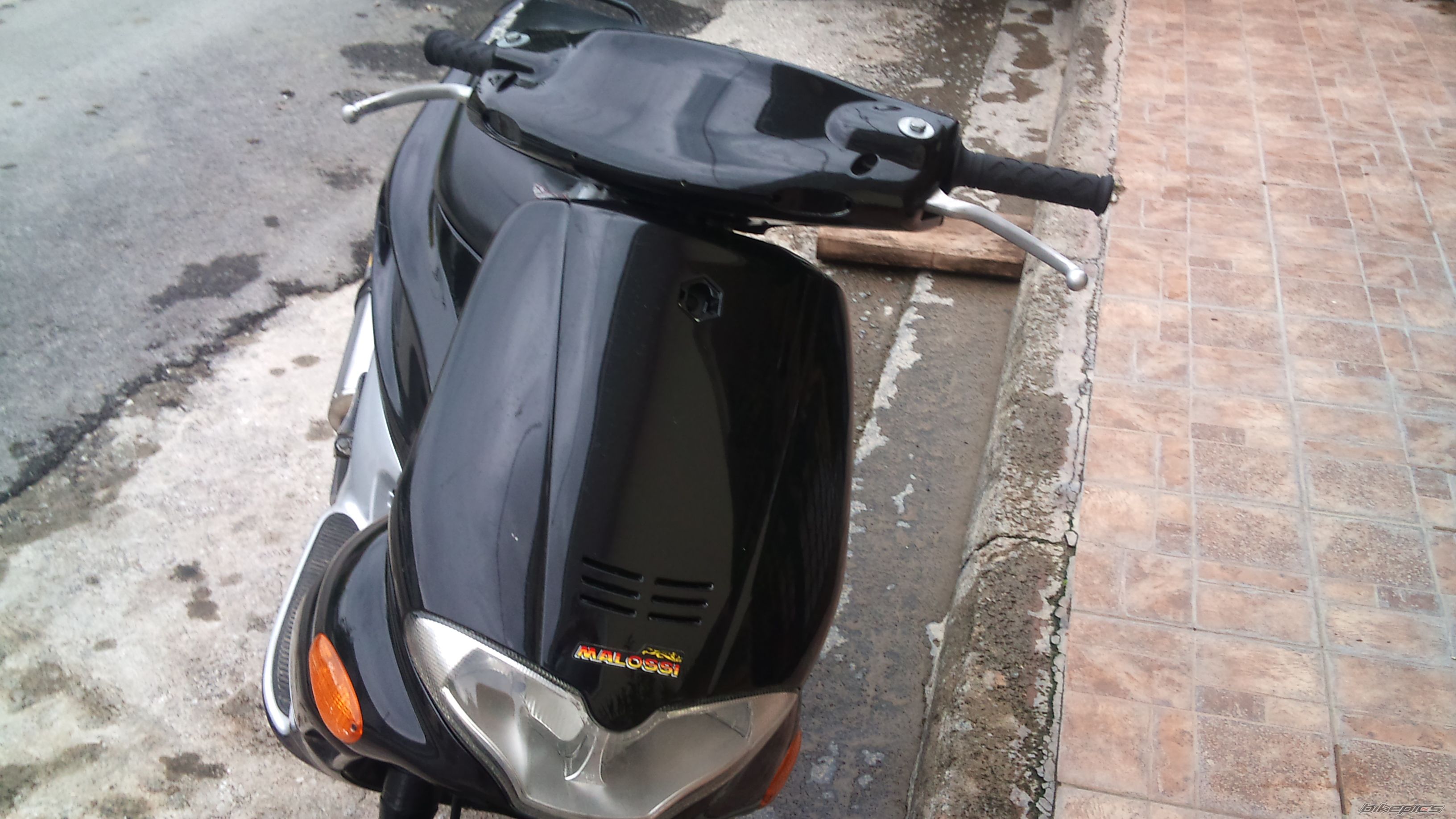 2001 GILERA RUNNER 125 VX | Picture 2094061 motorcycle photo