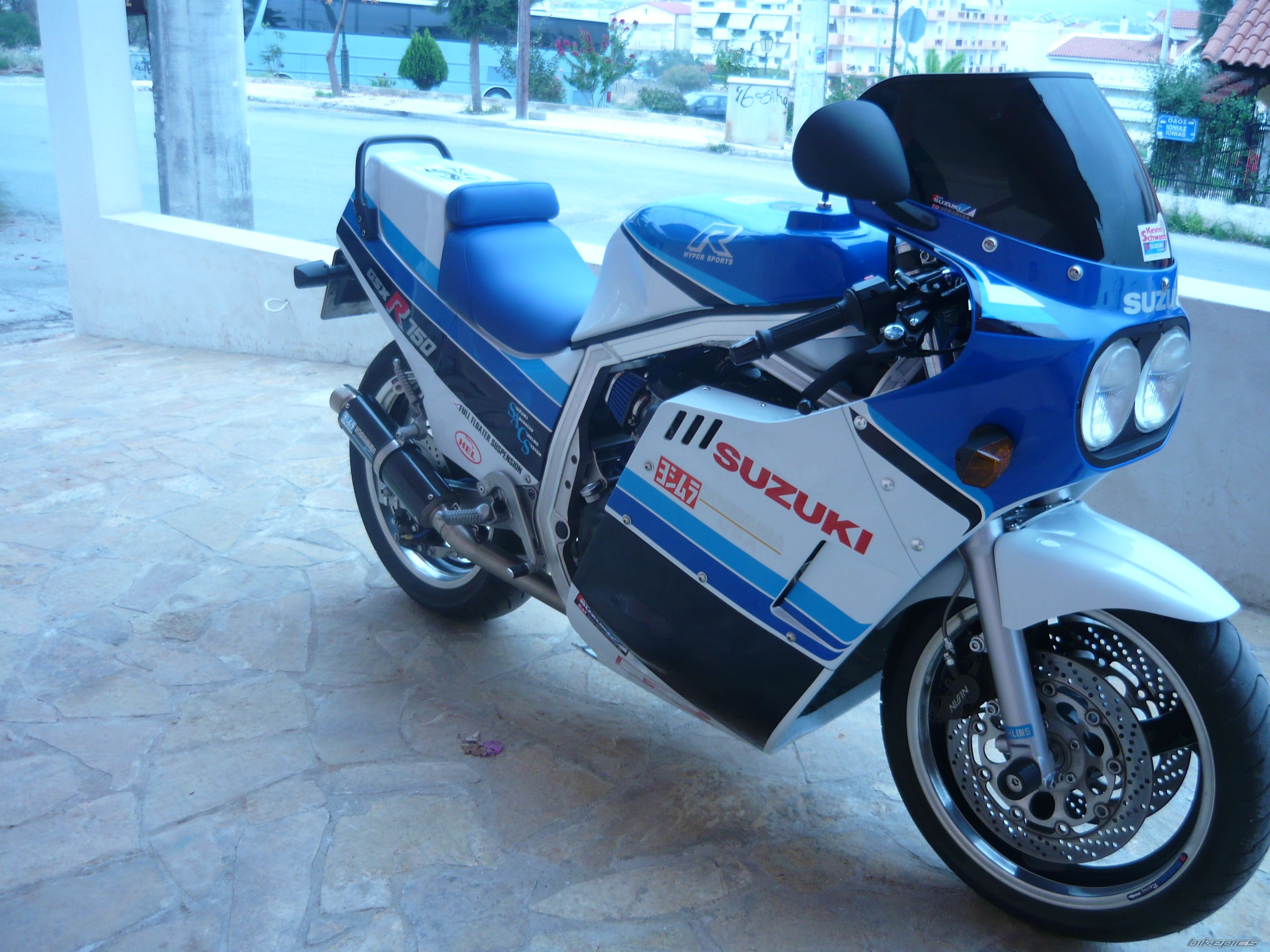 1985 SUZUKI GSX R 750 | Picture 2097358 motorcycle photo