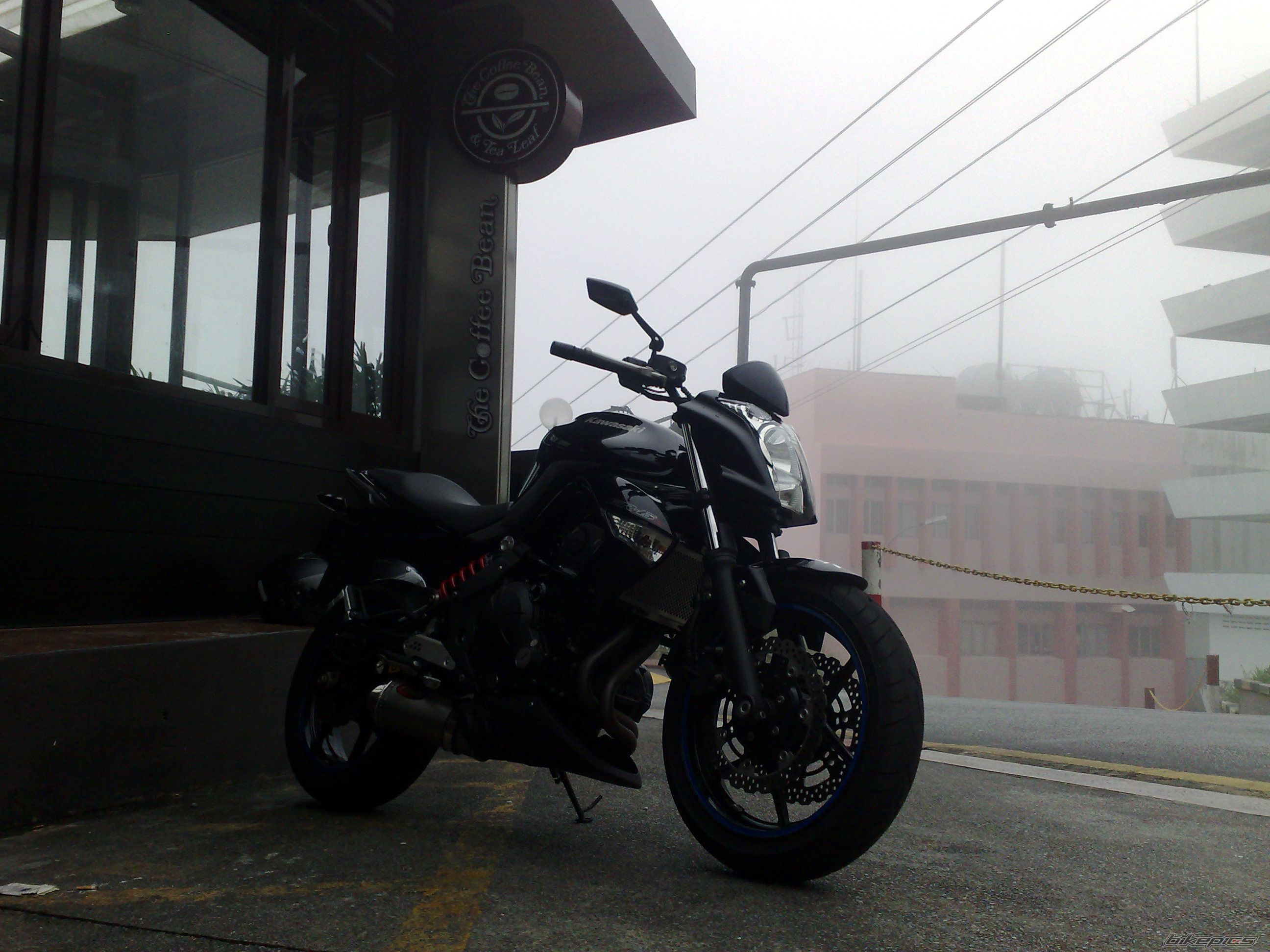 2010 KAWASAKI ER 6N | Picture 2100606 motorcycle photo