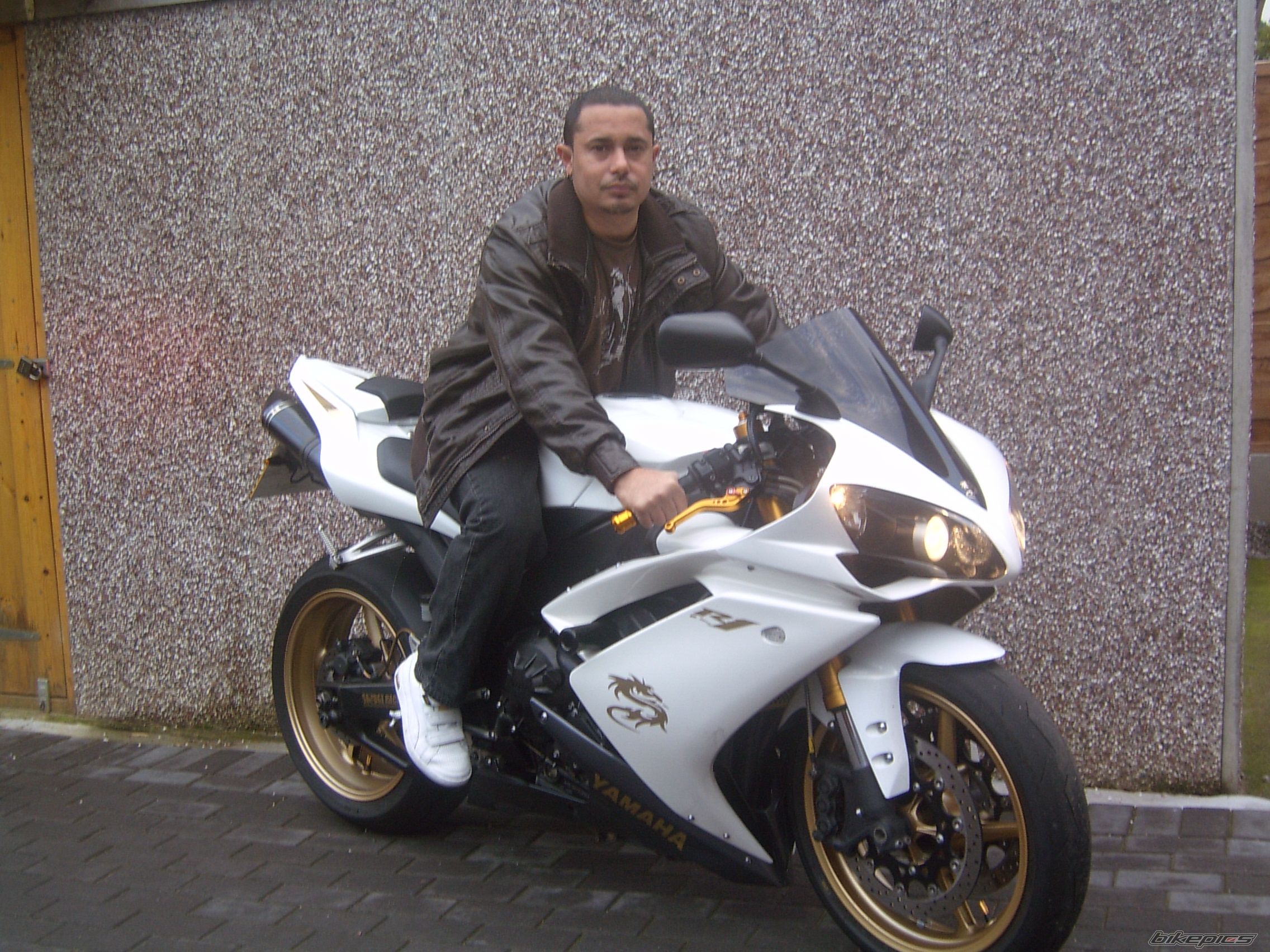 2008 YAMAHA YZF R1 | Picture 2101392 motorcycle photo