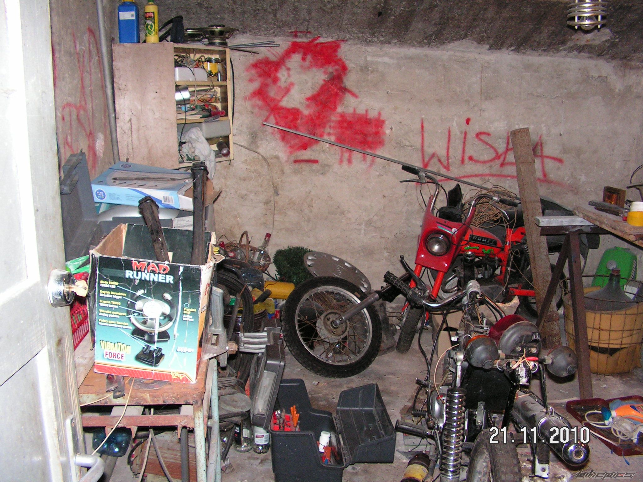    | Picture 2102019 motorcycle photo