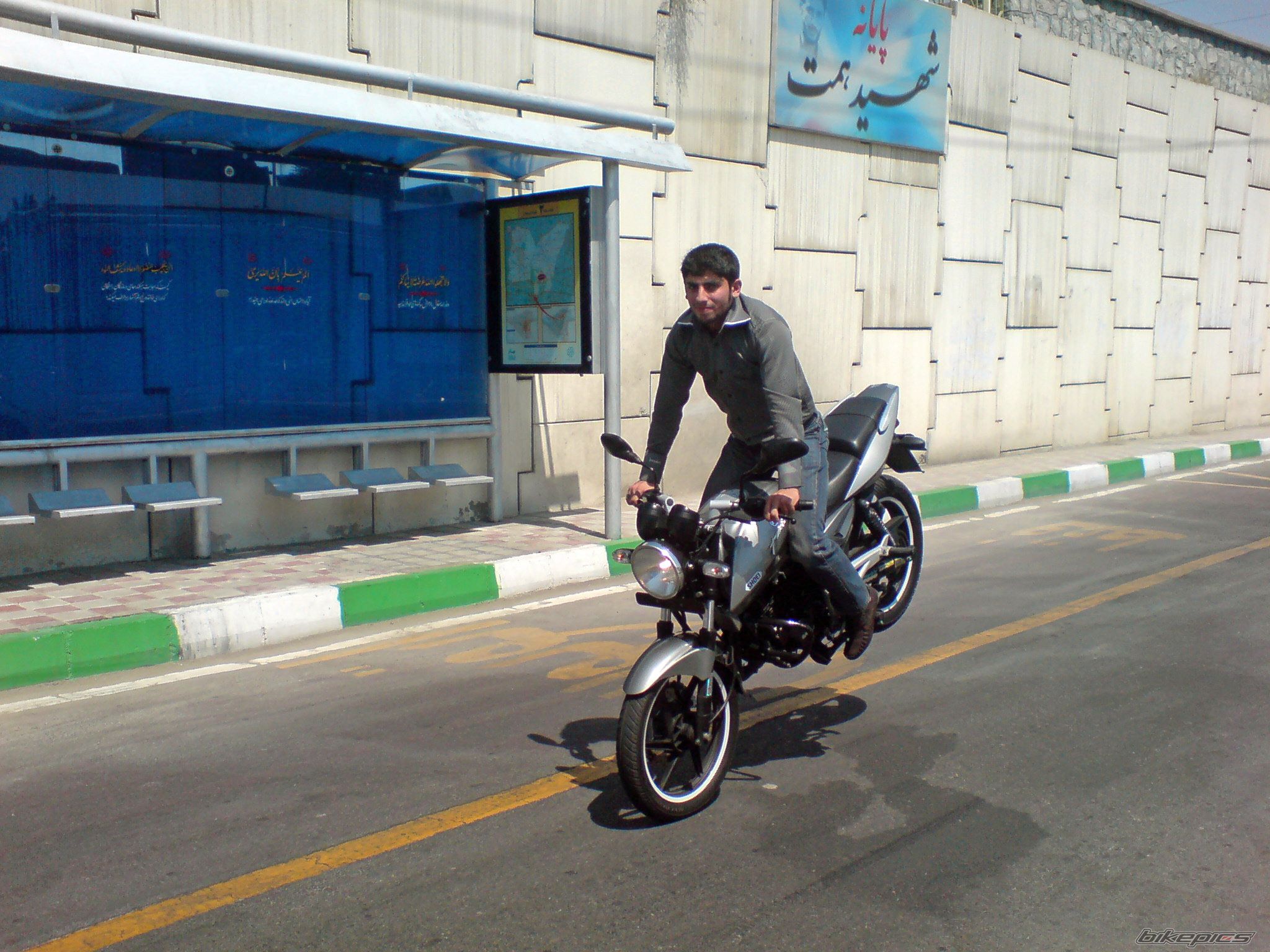 2010 BAJAJ PULSAR 180 | Picture 2104289 motorcycle photo