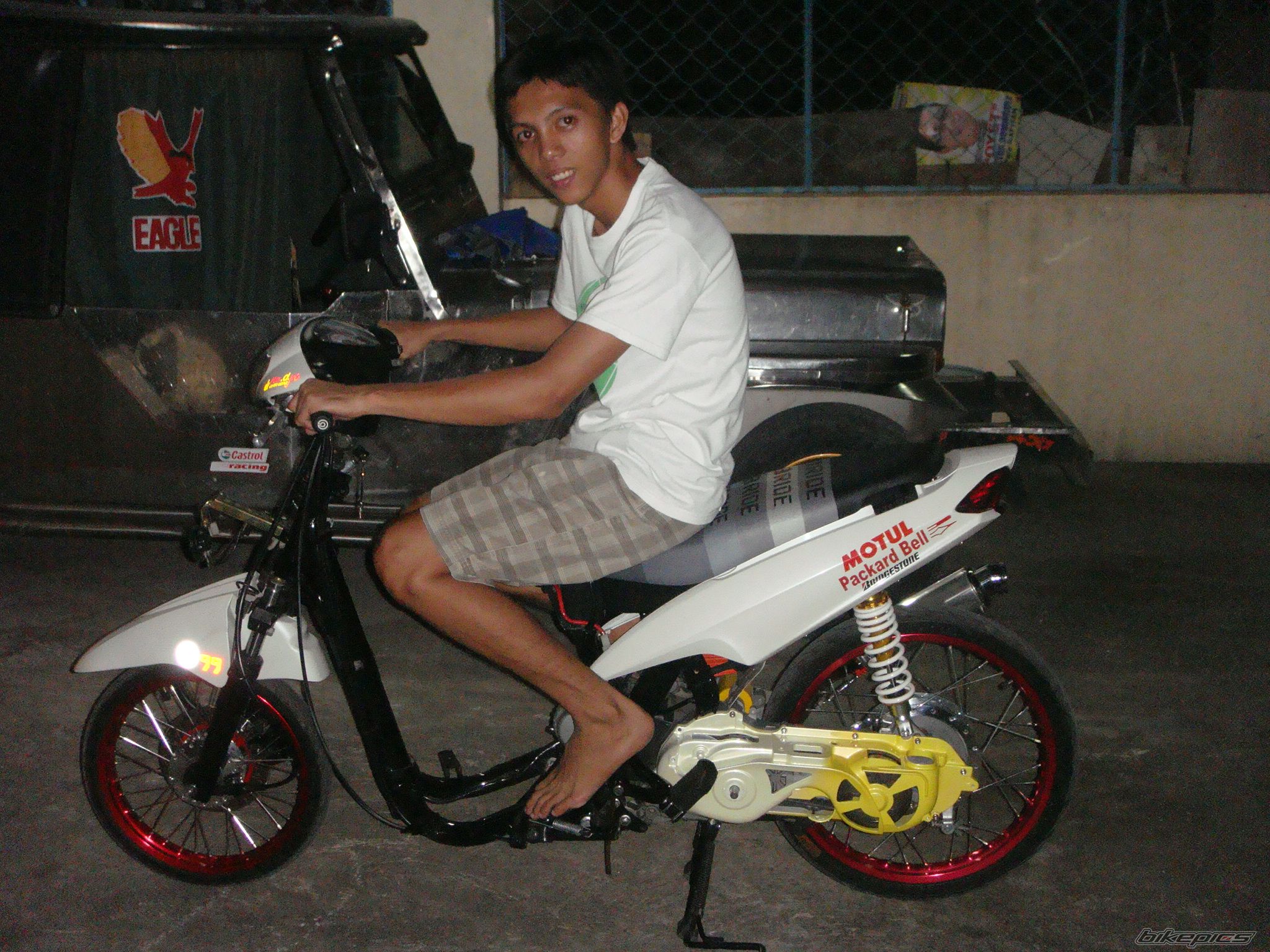 2010 YAMAHA MIO | Picture 2105635 motorcycle photo