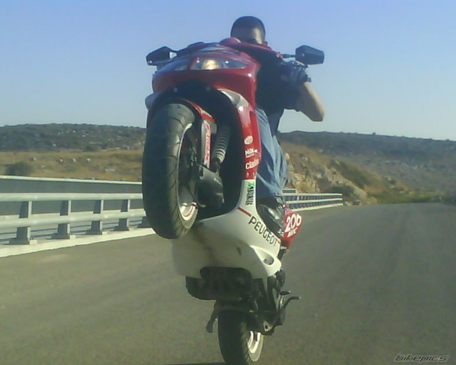 2004 PEUGEOT WRC 206 | Picture 2106034 motorcycle photo