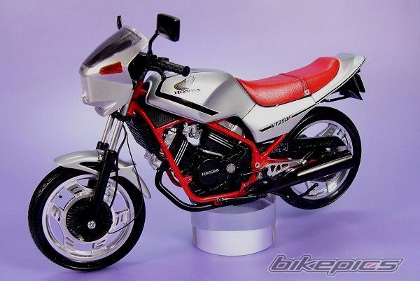 1983 HONDA VT 250 F | Picture 2106172 motorcycle photo