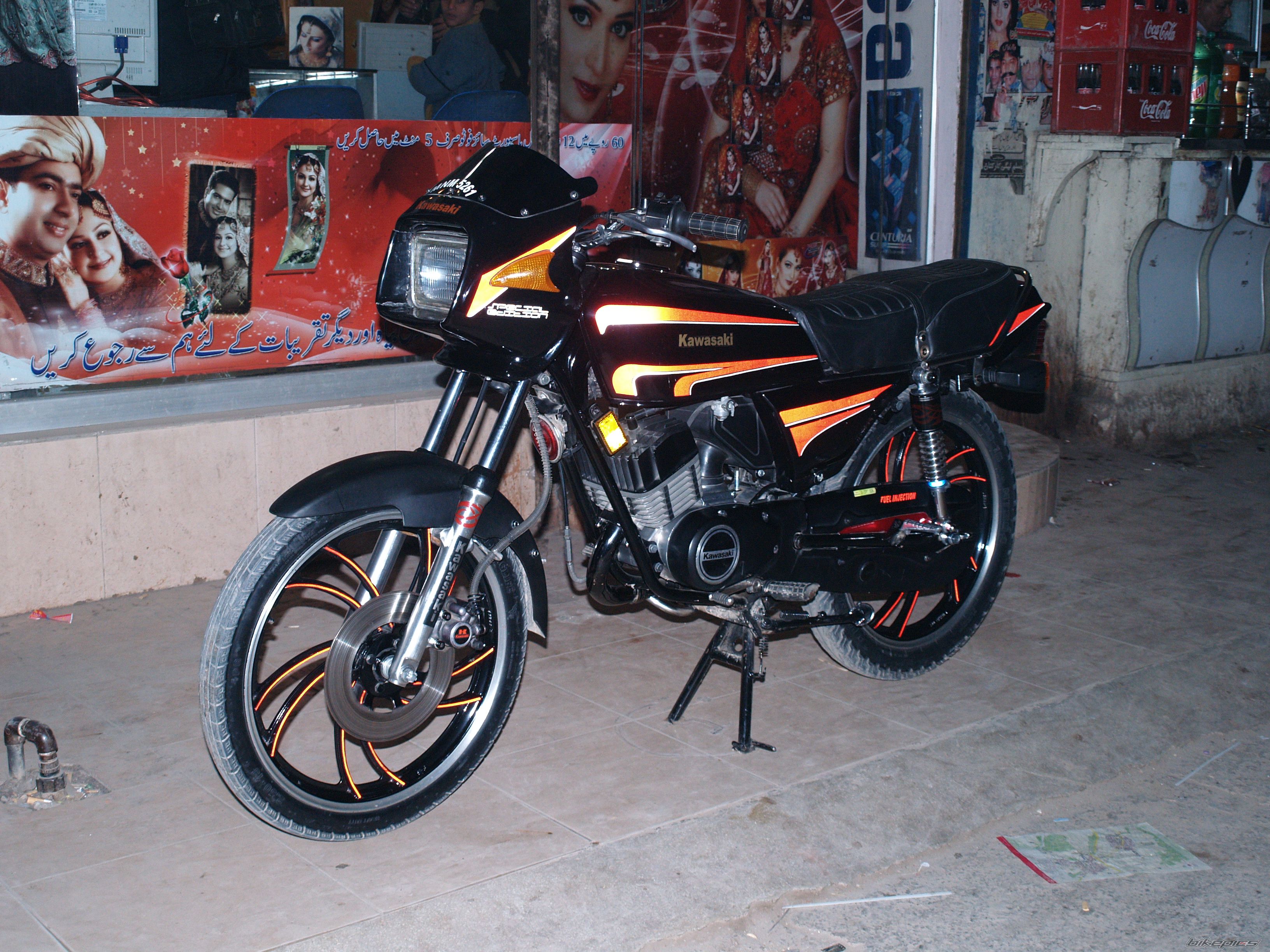 2009 KAWASAKI KH 125 | Picture 2108283 motorcycle photo