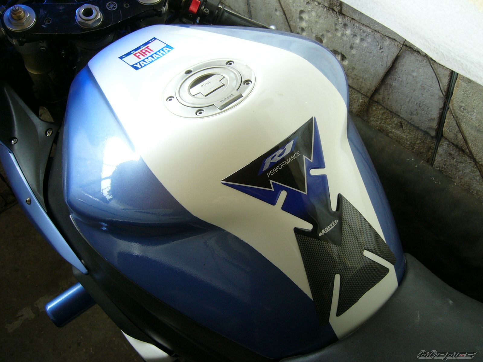 2002 YAMAHA YZF R1 | Picture 2109238 motorcycle photo