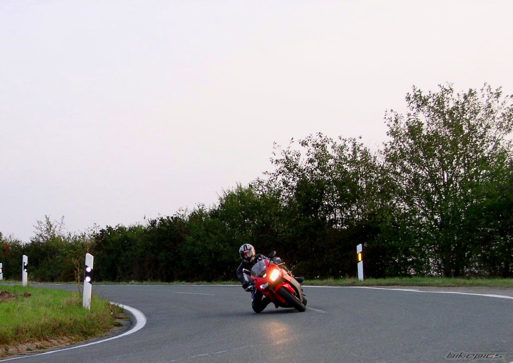2004 HONDA CBR 1000  RR | Picture 2109426 motorcycle photo
