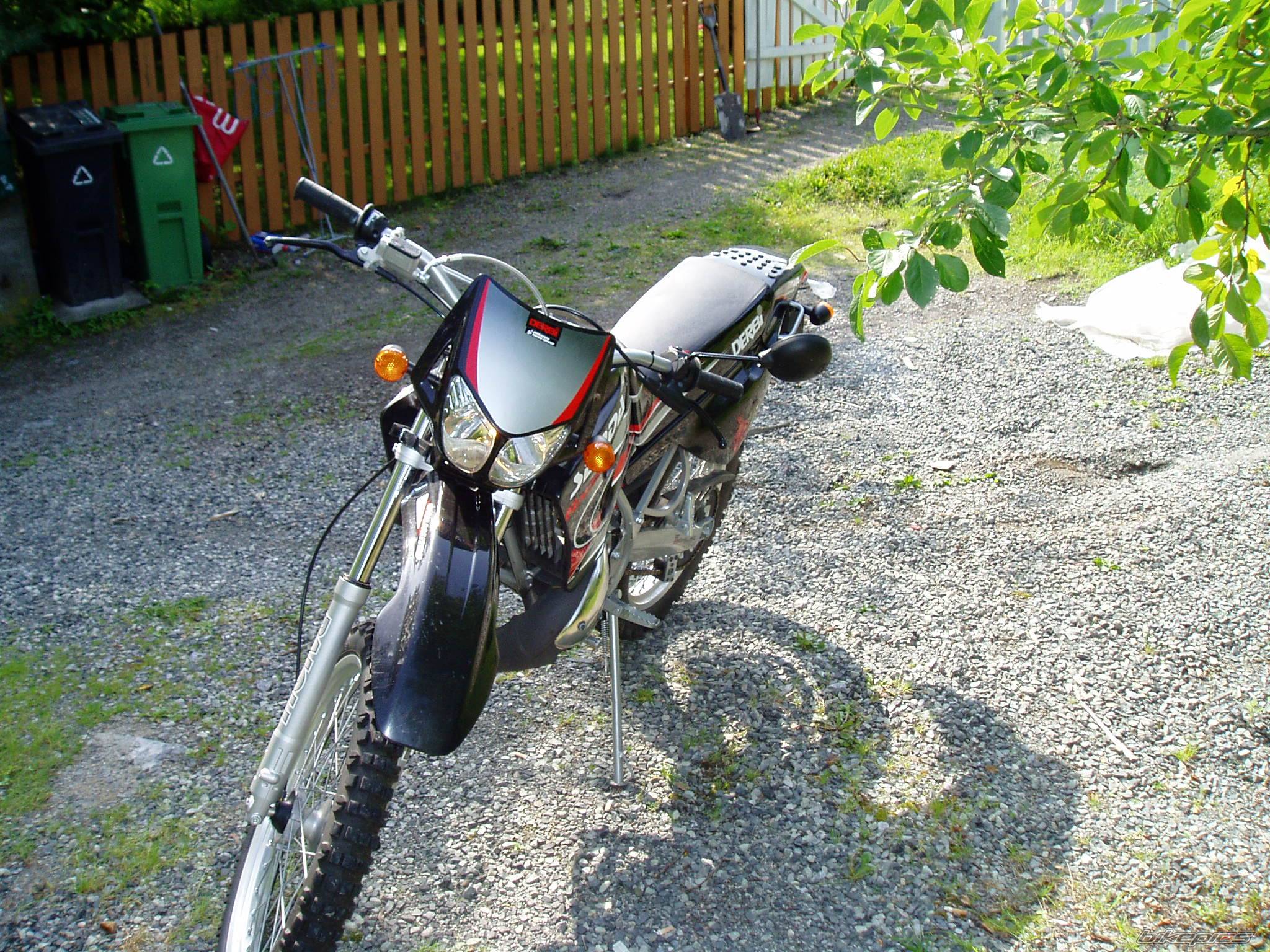 2004 DERBI SENDA R 50 | Picture 210949 motorcycle photo