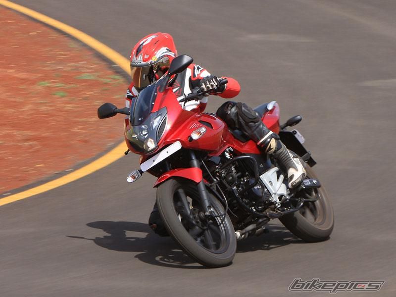 2009 BAJAJ PULSAR 220F | Picture 2109635 motorcycle photo