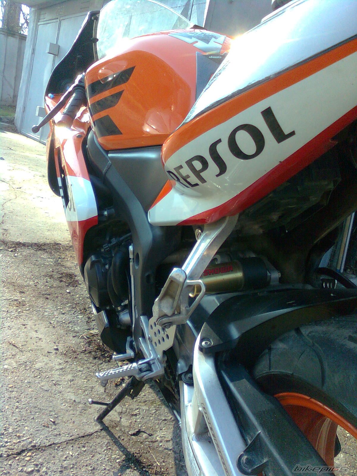 2004 HONDA CBR 600 RR | Picture 2109899 motorcycle photo