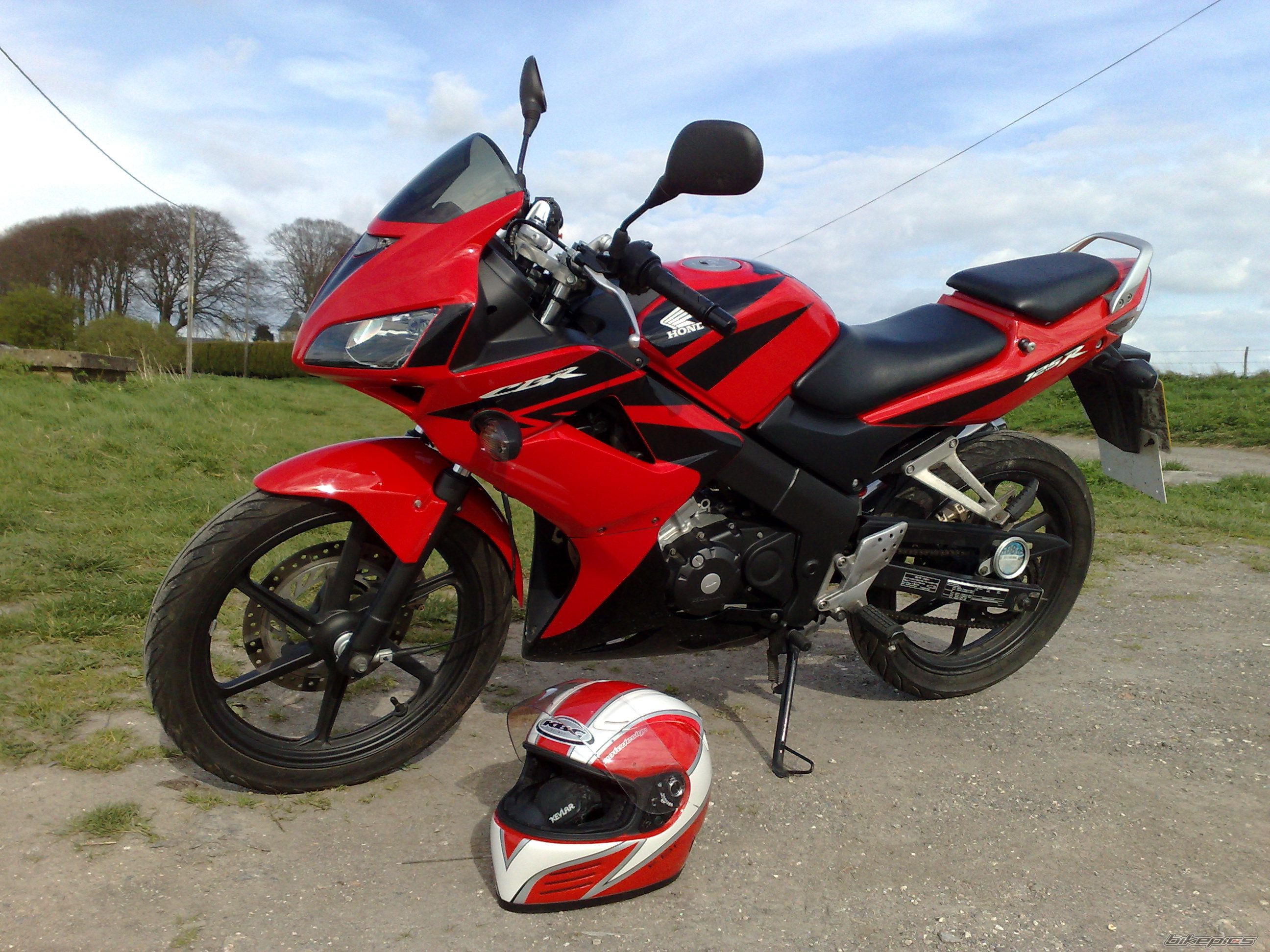 2008 HONDA CBR 125 | Picture 2110233 motorcycle photo