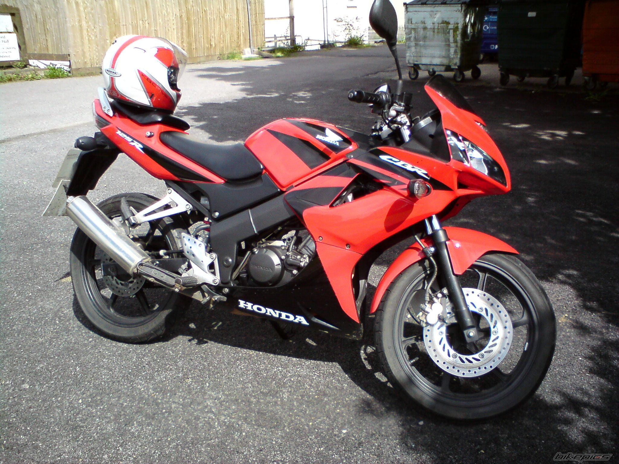 2008 HONDA CBR 125 | Picture 2110235 motorcycle photo