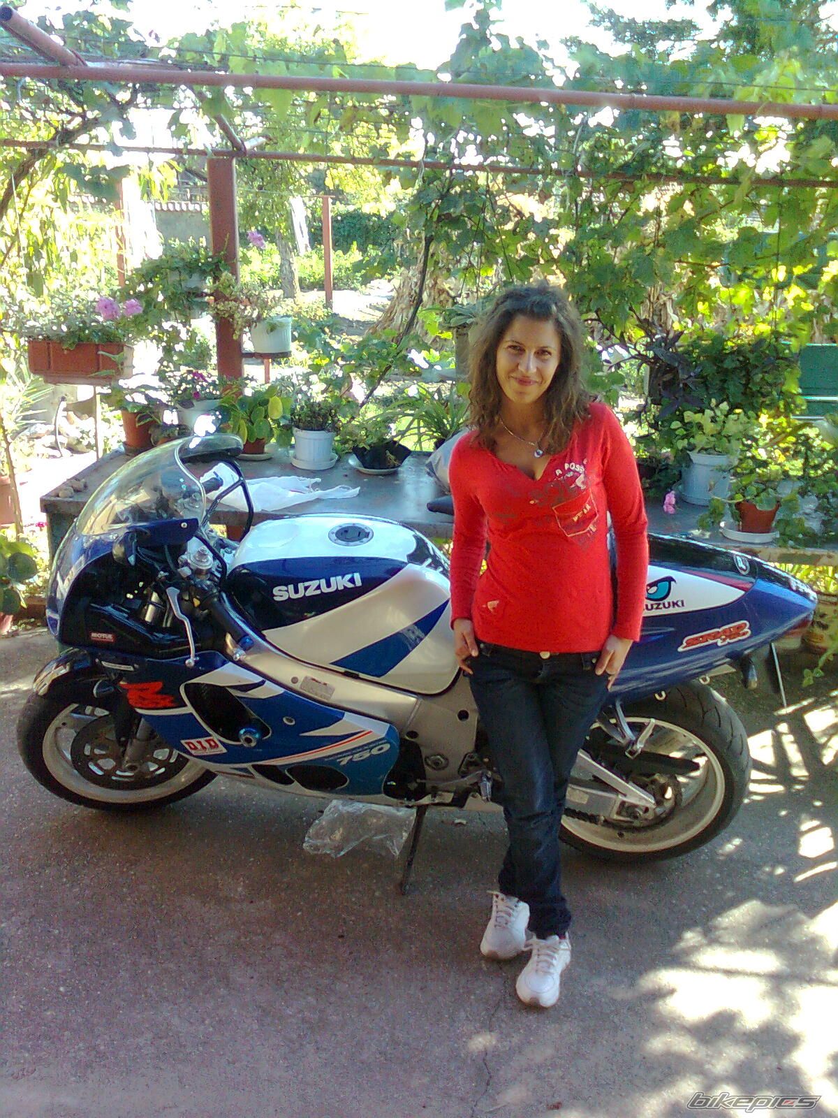 1998 SUZUKI GSX R 750 | Picture 2110244 motorcycle photo