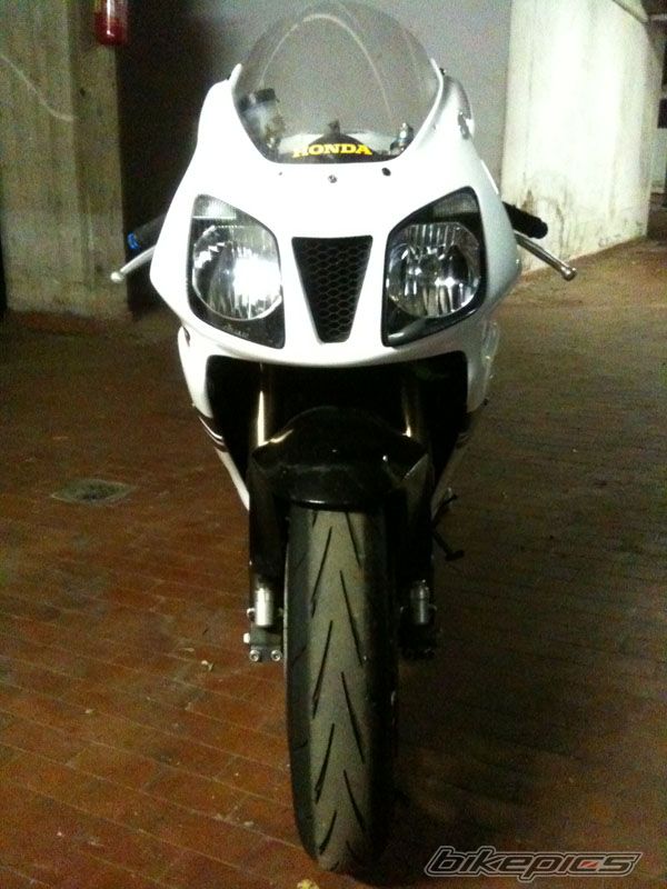 2003 HONDA VTR 1000 SP2 | Picture 2110993 motorcycle photo