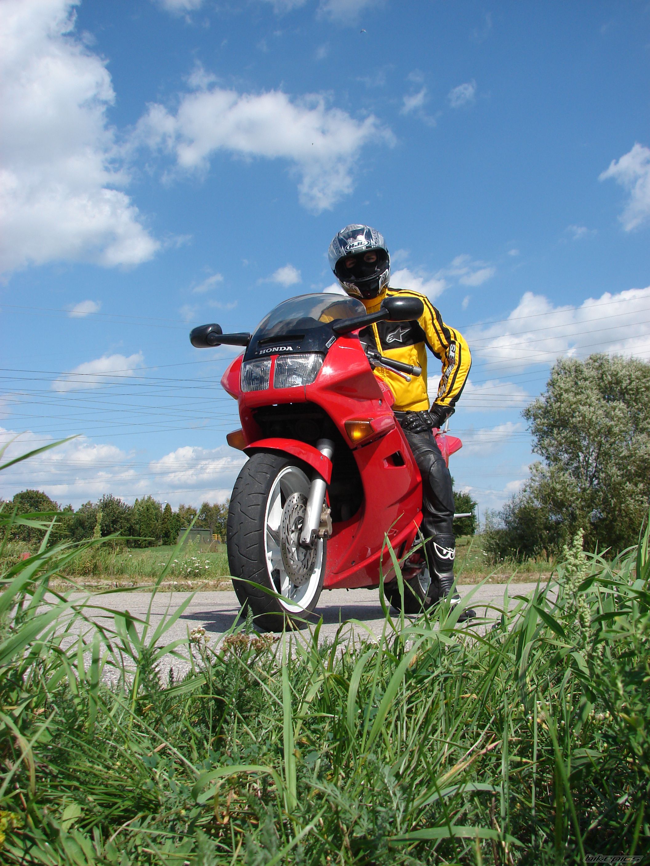 1991 HONDA VFR 750 | Picture 2111689 motorcycle photo