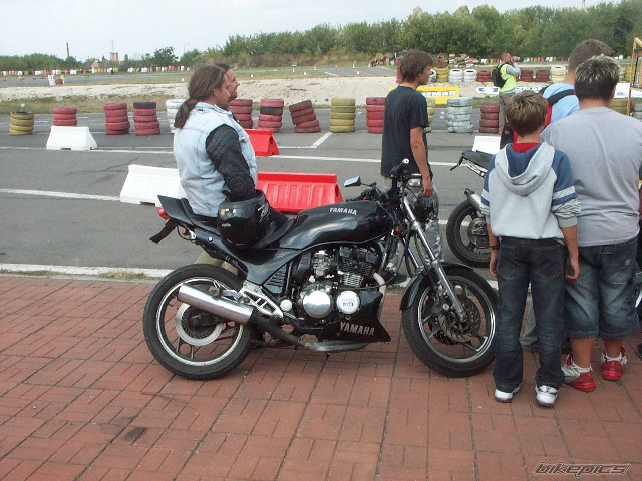 2004 SUZUKI GSX R 1100 | Picture 211215 motorcycle photo