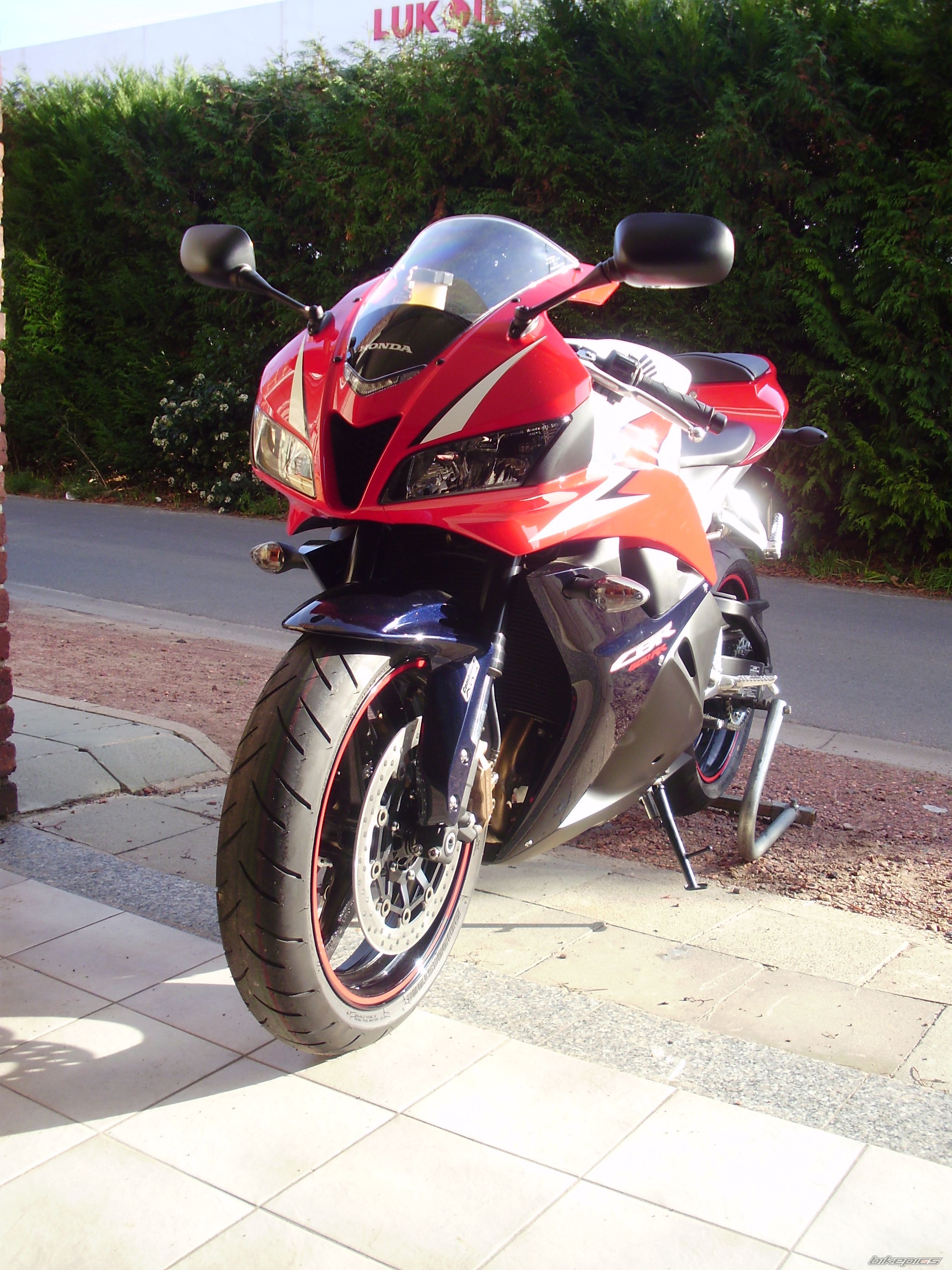 2011 HONDA CBR 600 RR | Picture 2112319 motorcycle photo