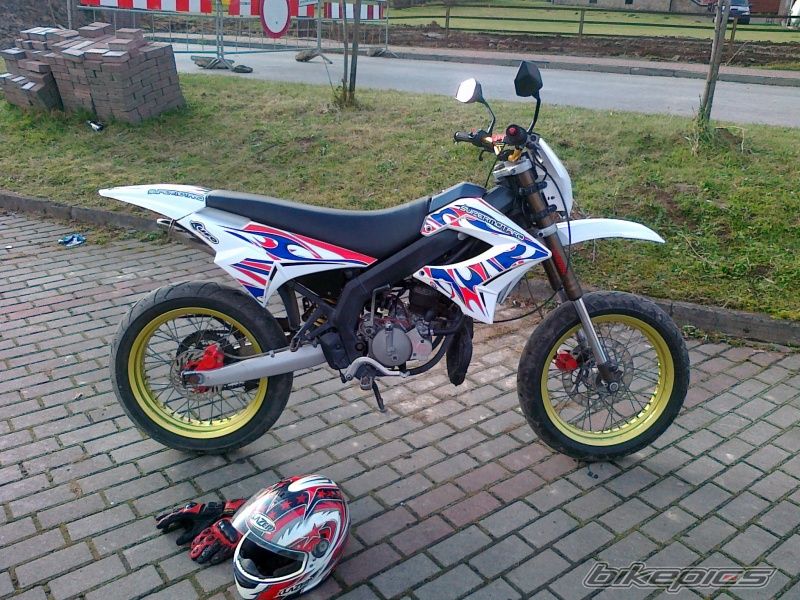 2004 DERBI SENDA X TREME R 50 | Picture 2112544 motorcycle photo