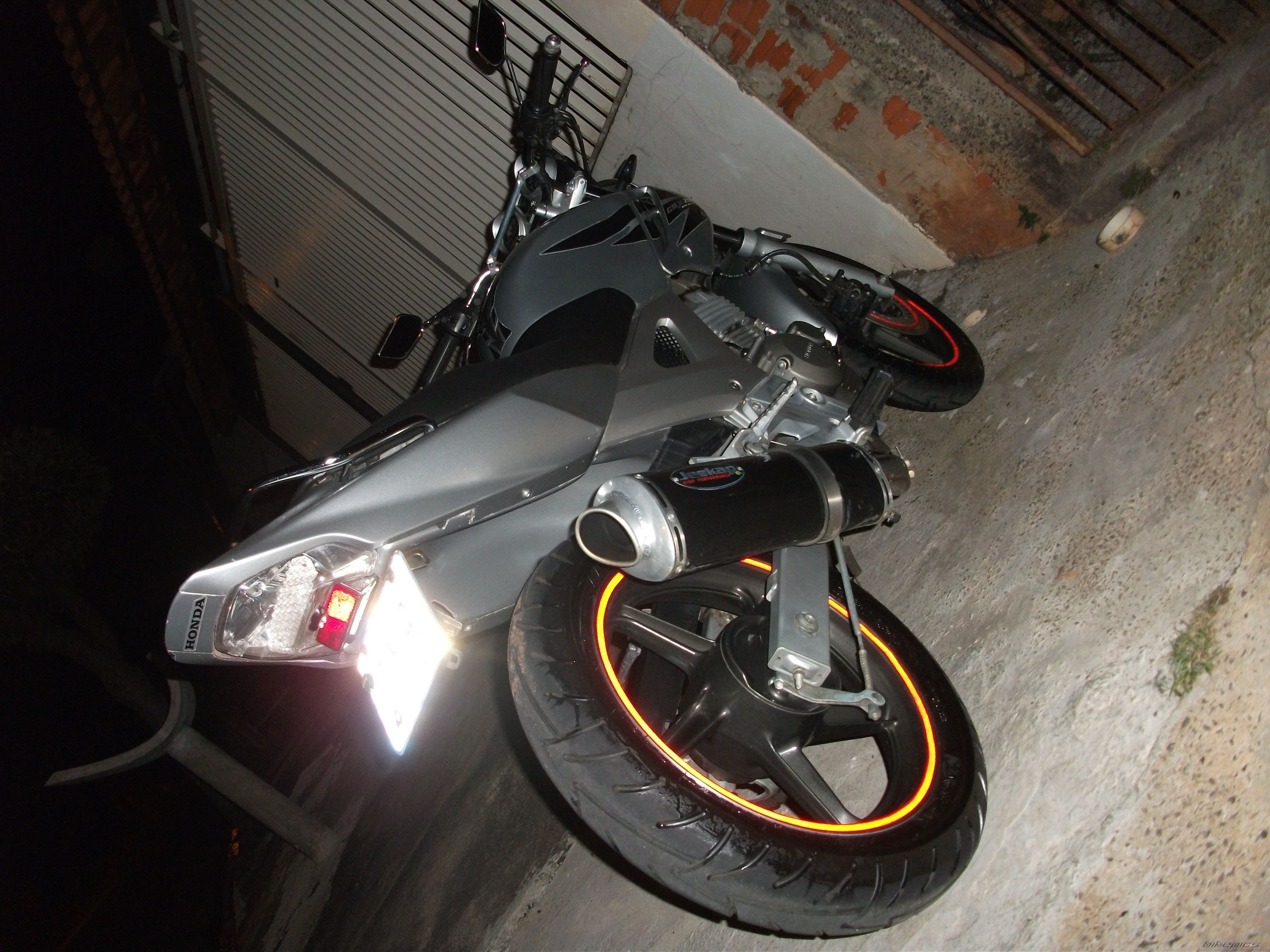 2010 HONDA CBX 250 | Picture 2114820 motorcycle photo
